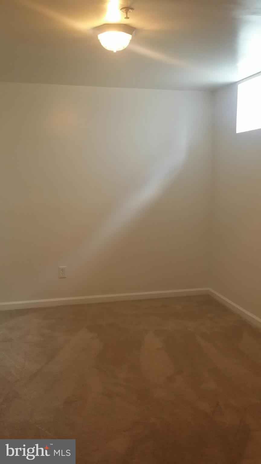 THOMPSON ESTATES - Residential