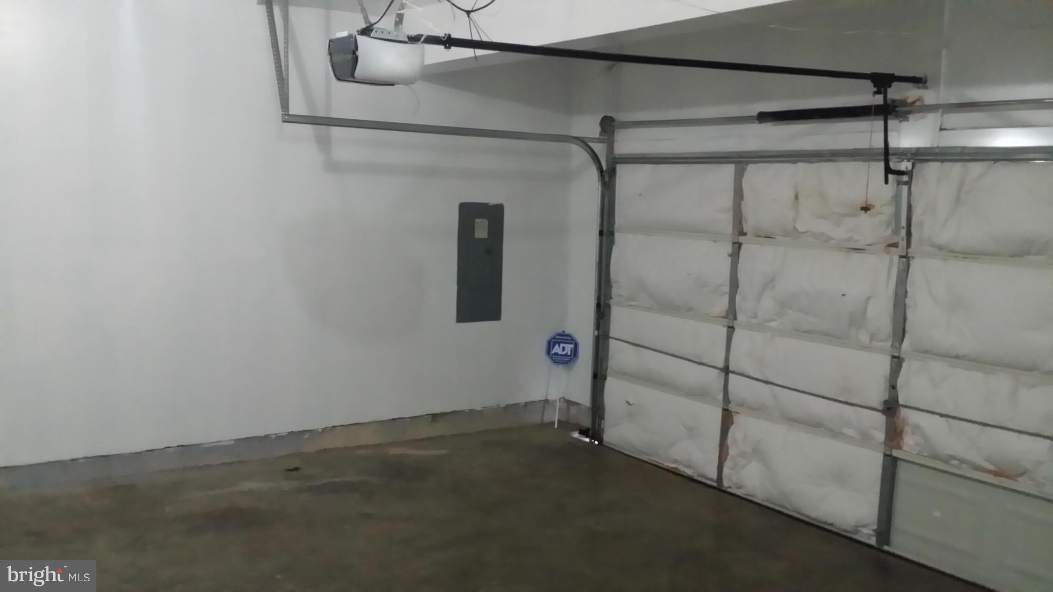 THOMPSON ESTATES - Residential