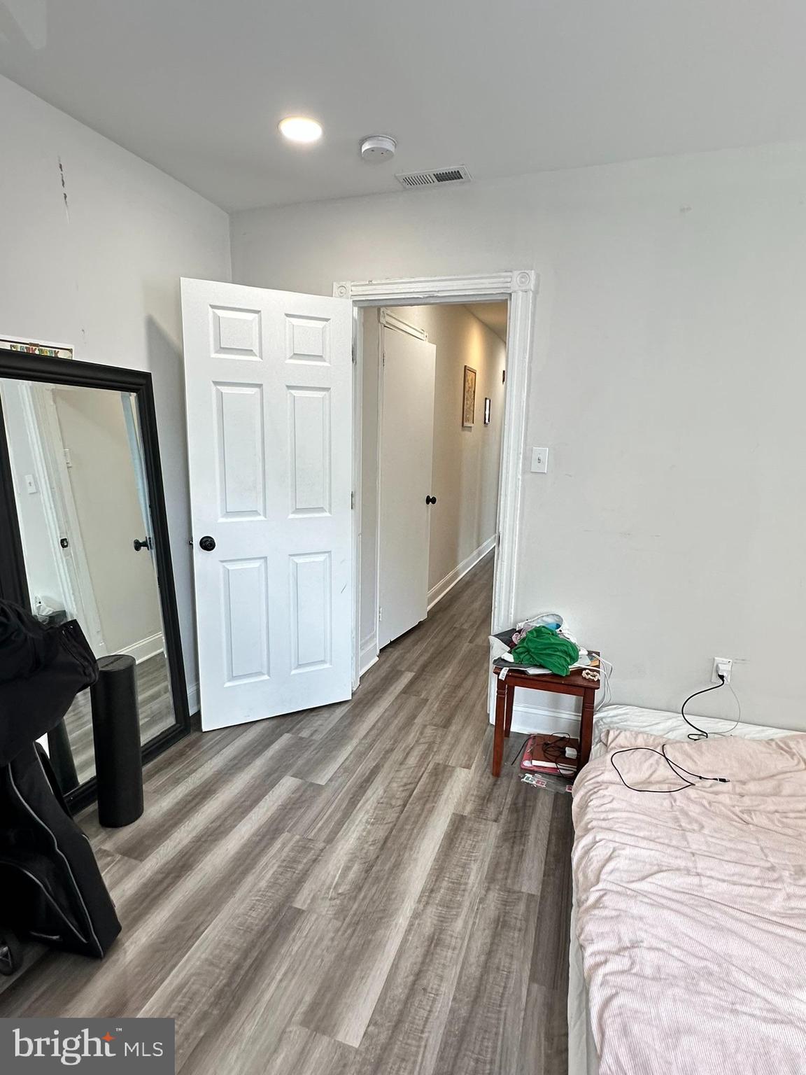 UNIVERSITY CITY - Residential Lease