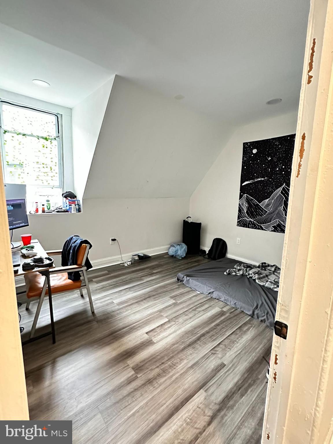 UNIVERSITY CITY - Residential Lease