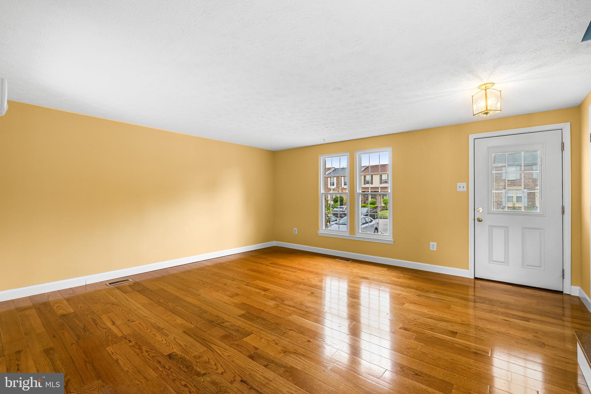 RIDGELYS CHOICE - Residential