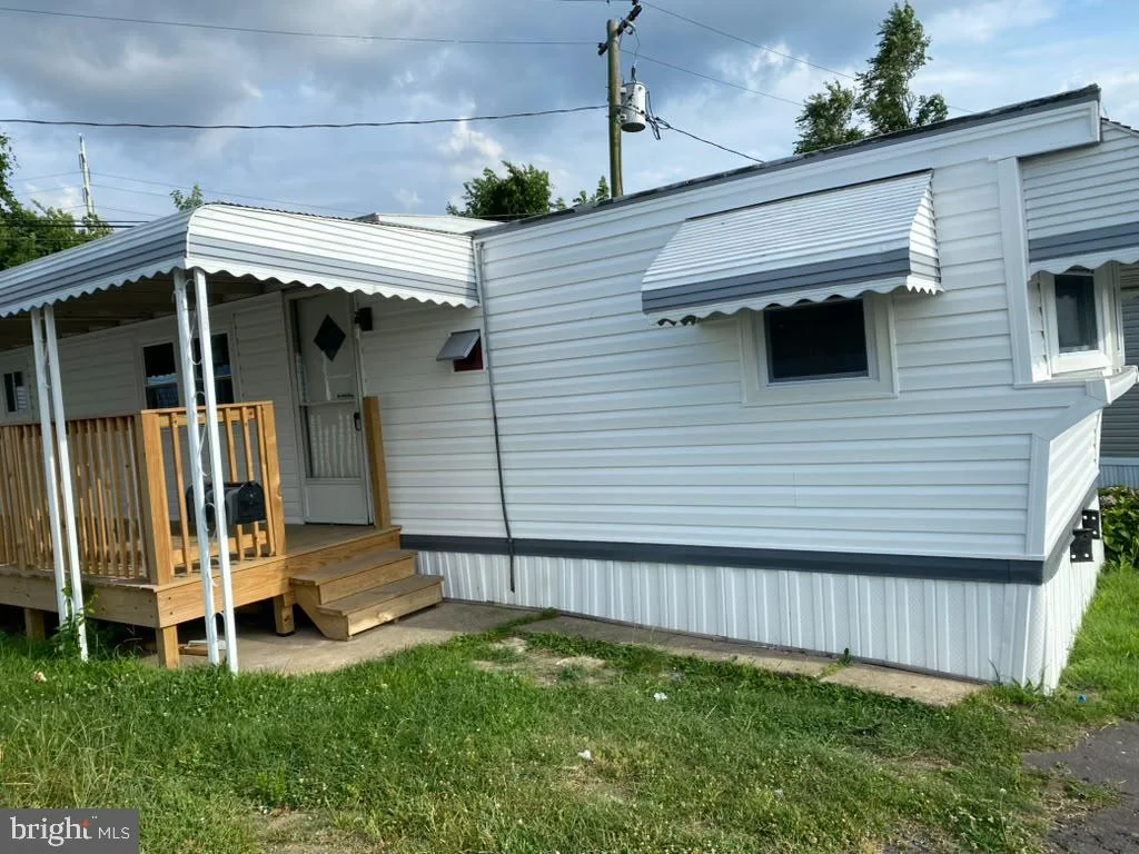 9 Cool Breeze Drive, Middle River, MD, 21220