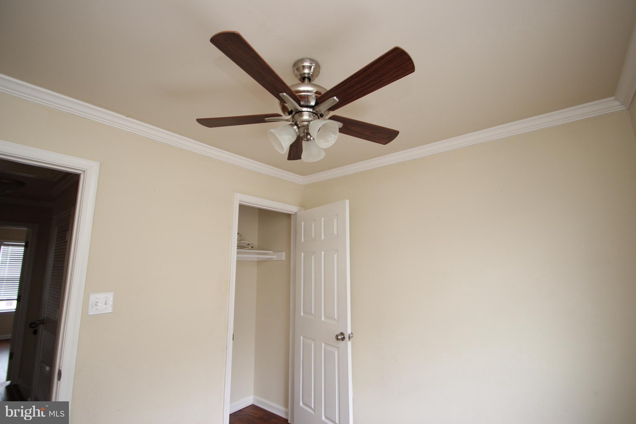 BROOKWOOD - Residential Lease