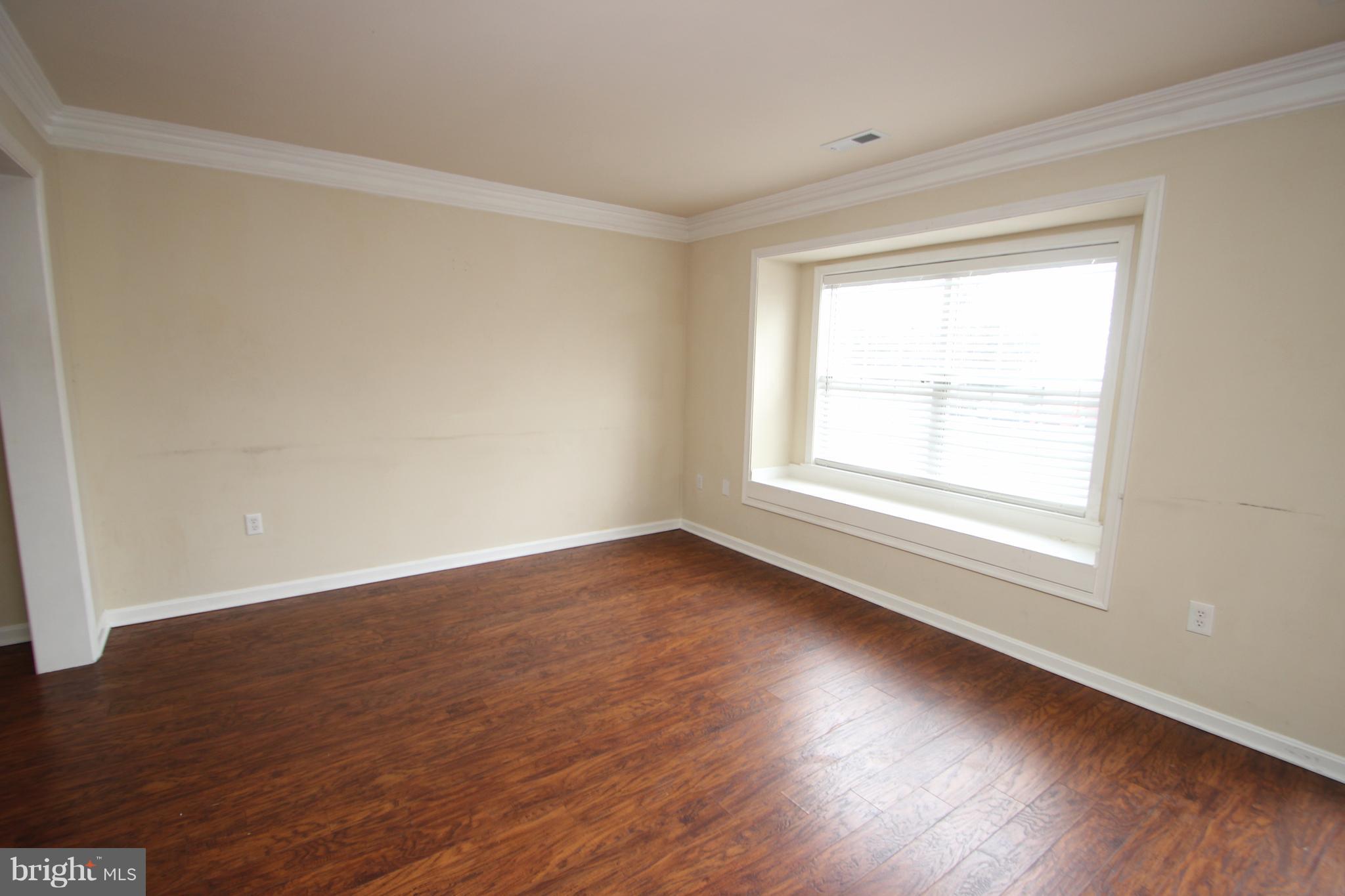 BROOKWOOD - Residential Lease