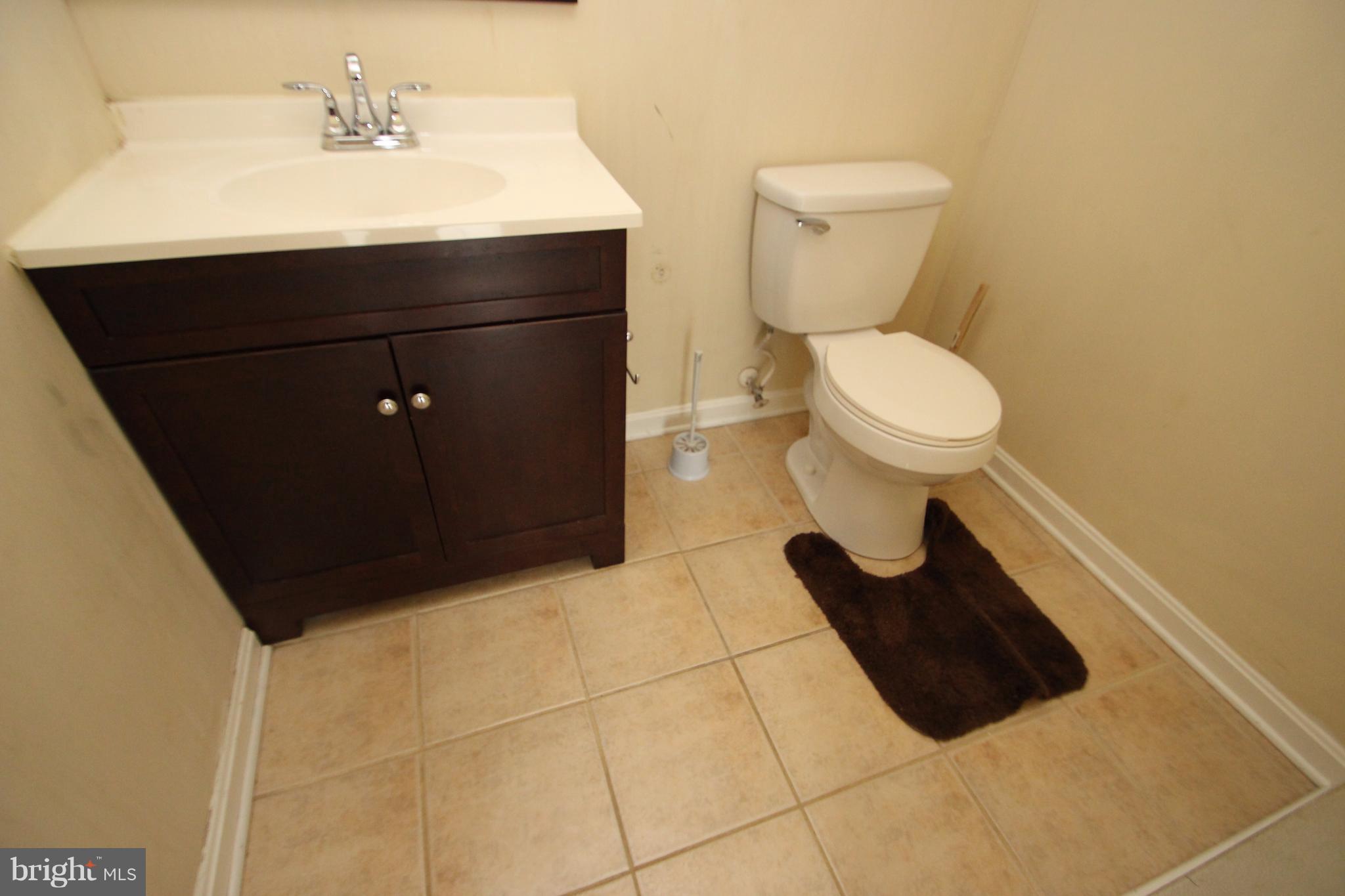 BROOKWOOD - Residential Lease