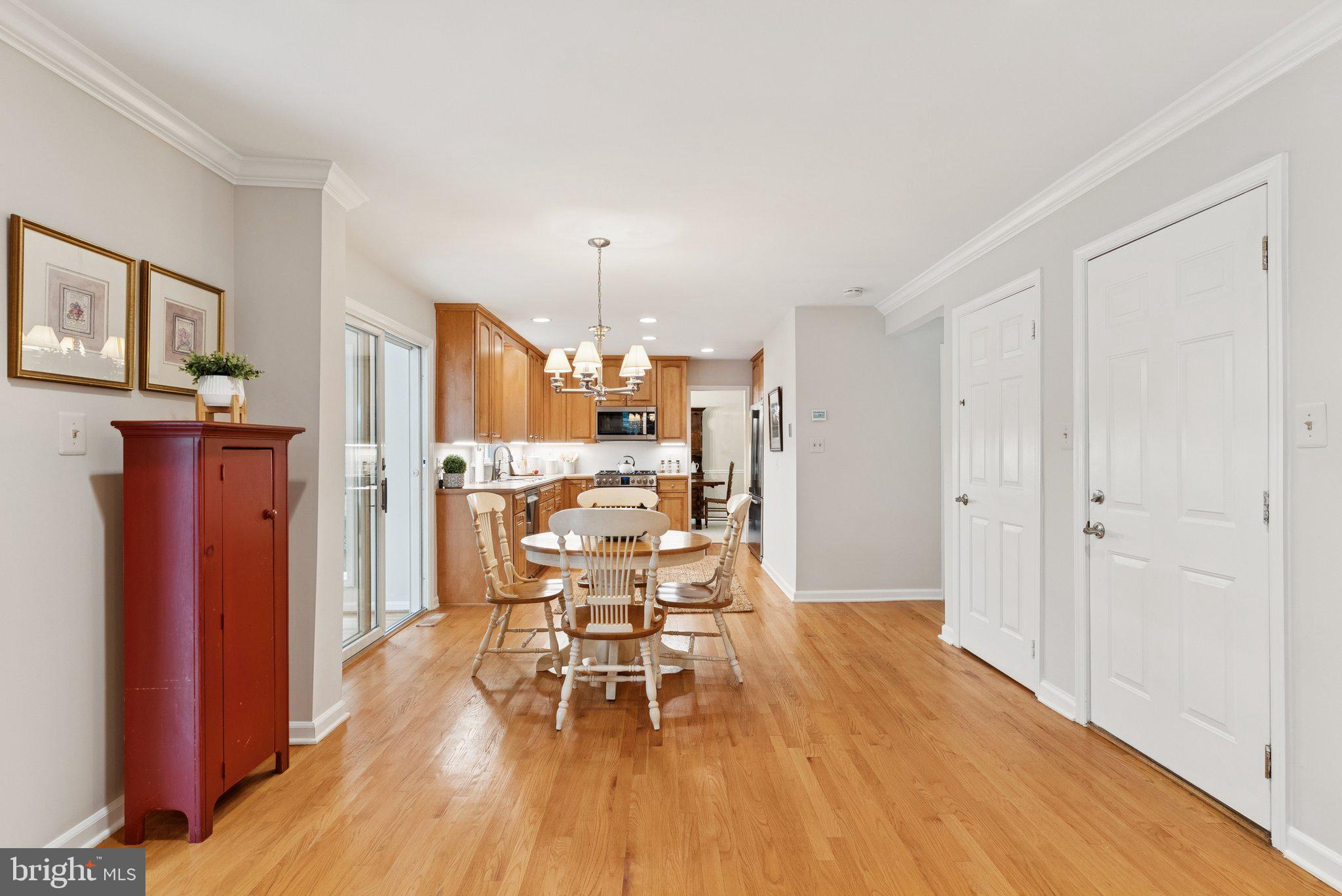 LAKEWOOD HILLS - Residential