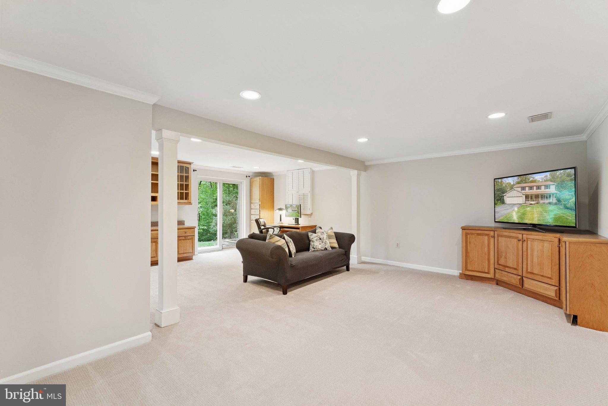 LAKEWOOD HILLS - Residential