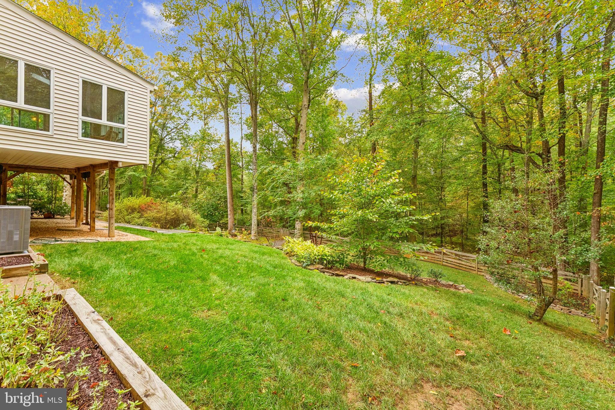 LAKEWOOD HILLS - Residential