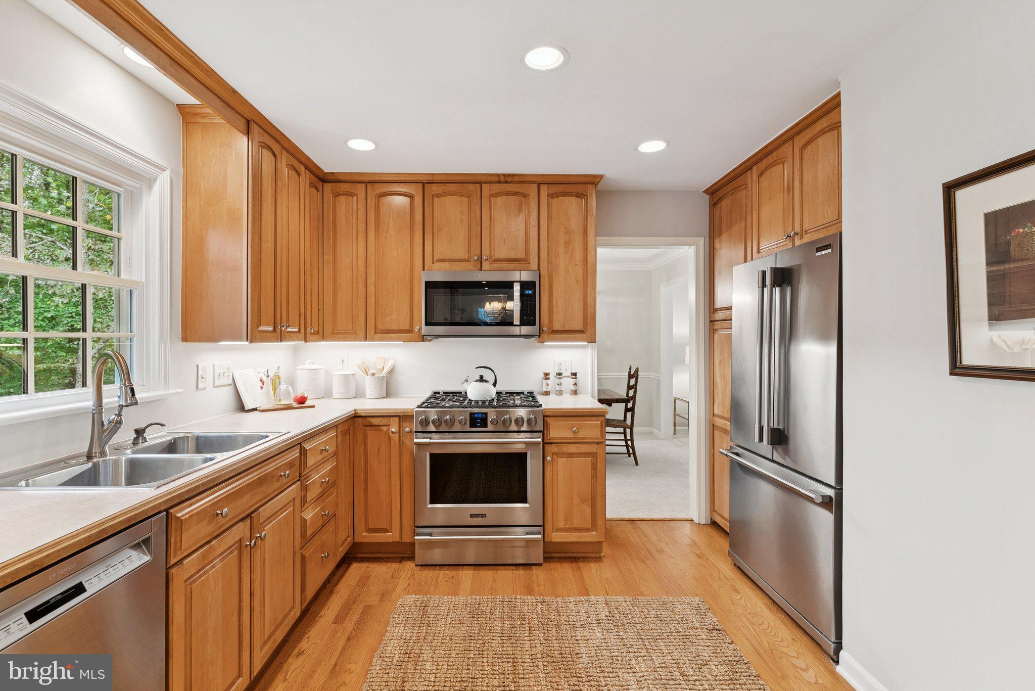 LAKEWOOD HILLS - Residential