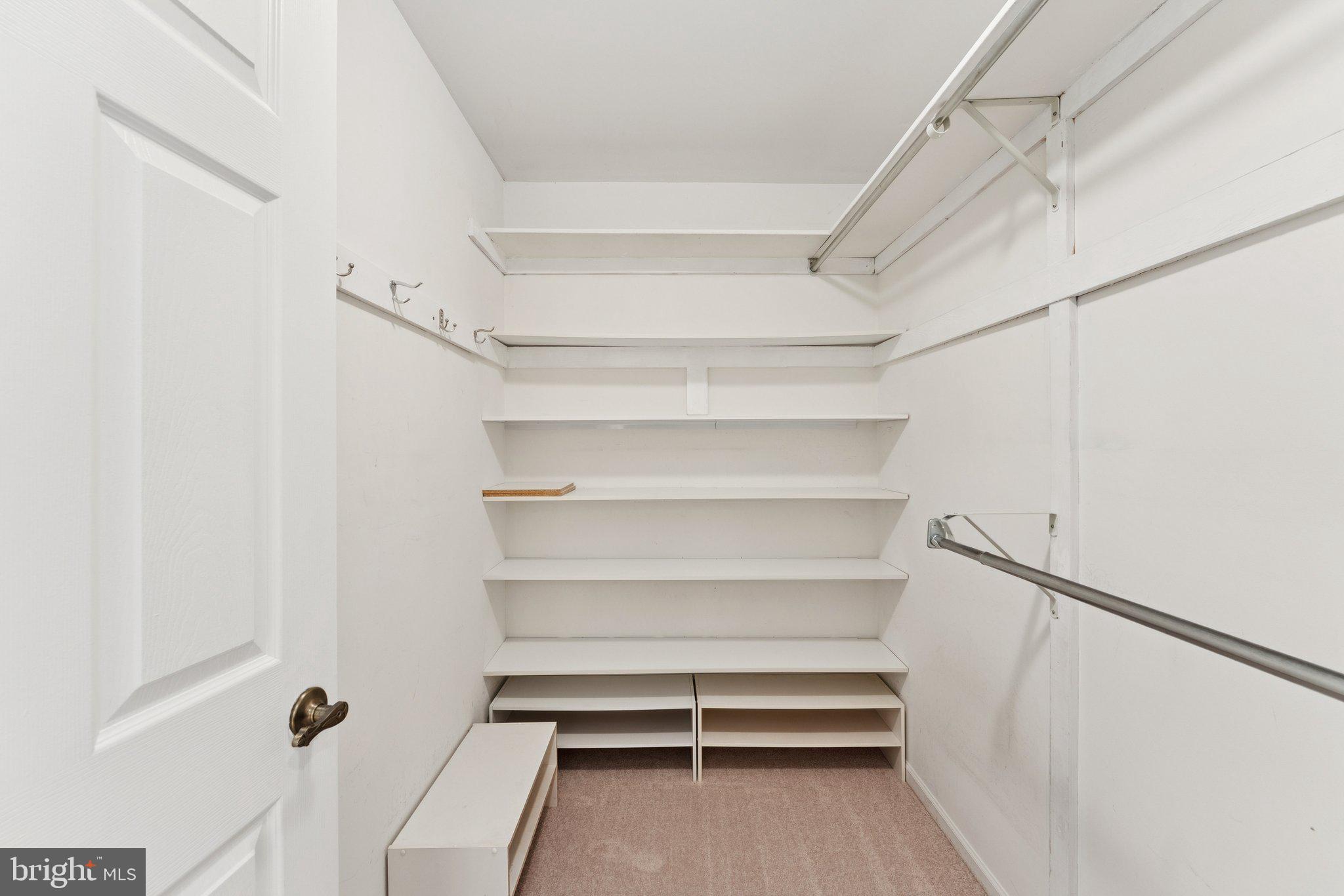 LAKEWOOD HILLS - Residential