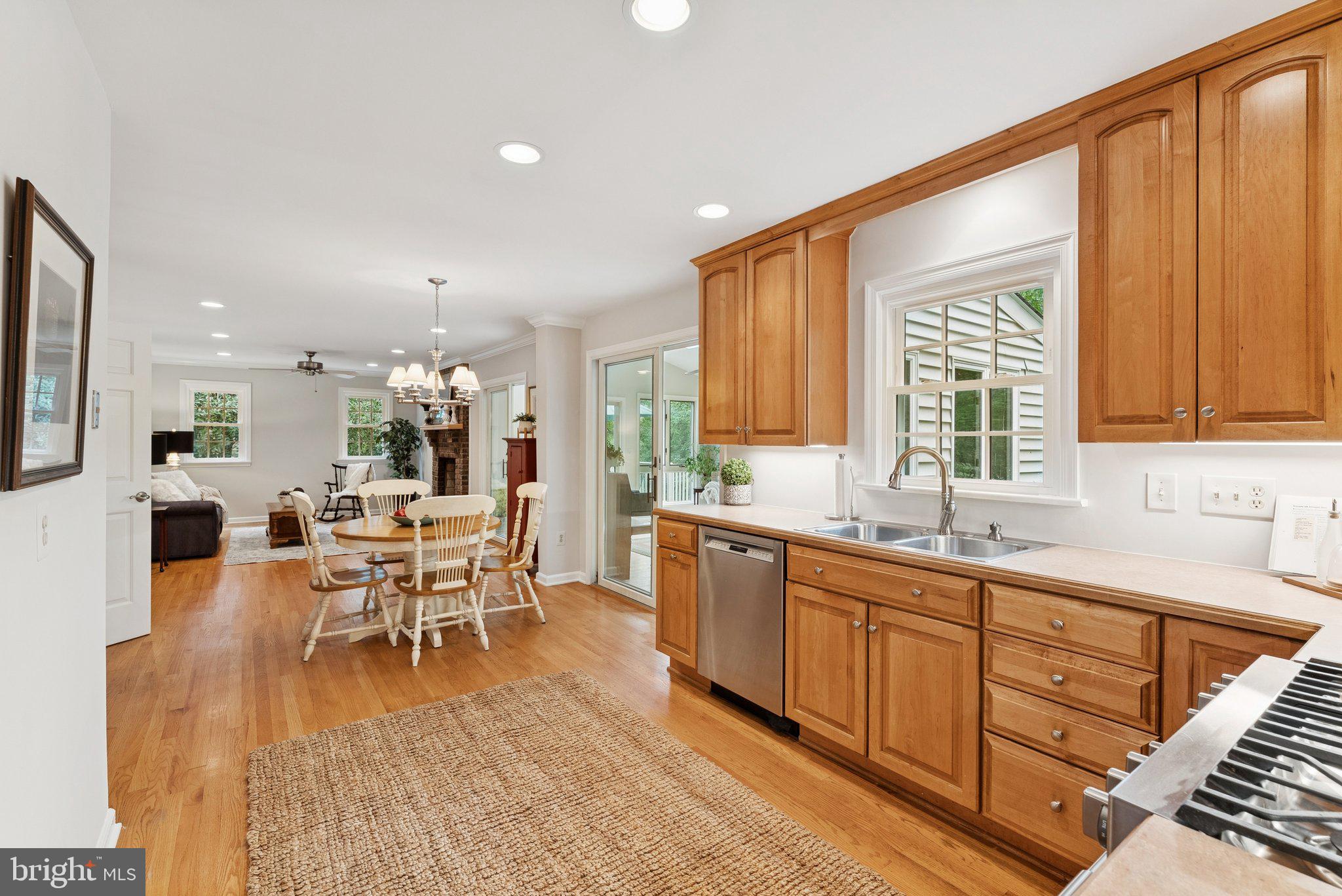 LAKEWOOD HILLS - Residential