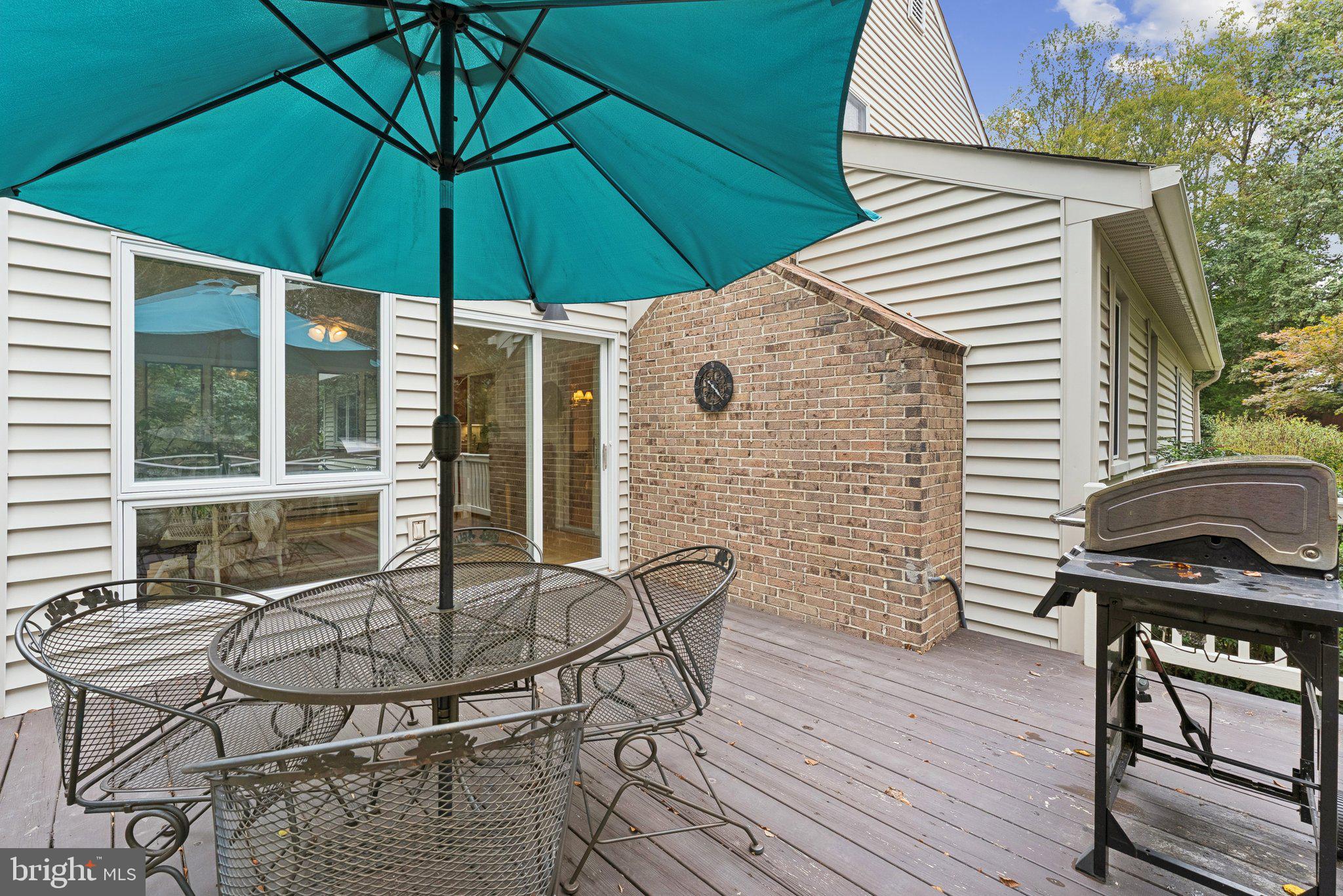 LAKEWOOD HILLS - Residential