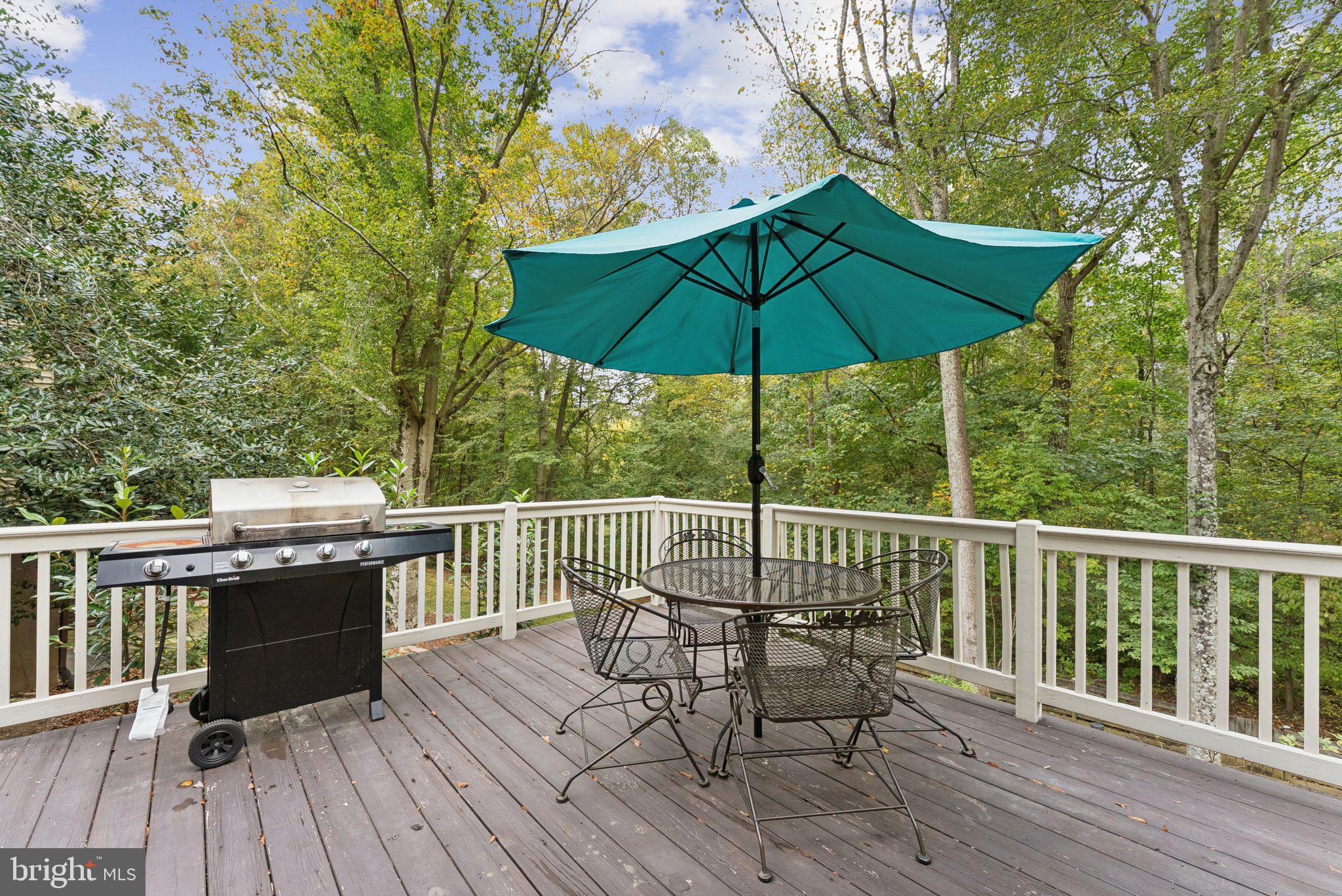 LAKEWOOD HILLS - Residential