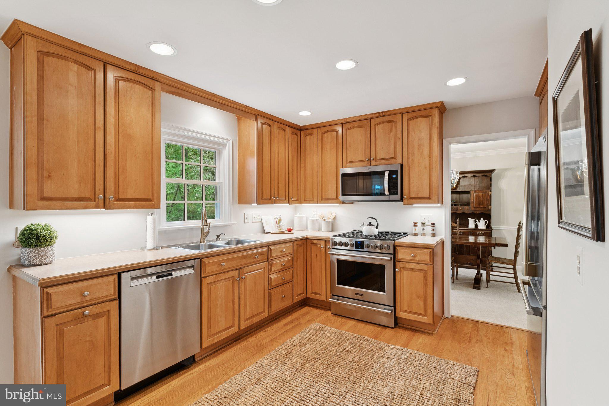 LAKEWOOD HILLS - Residential