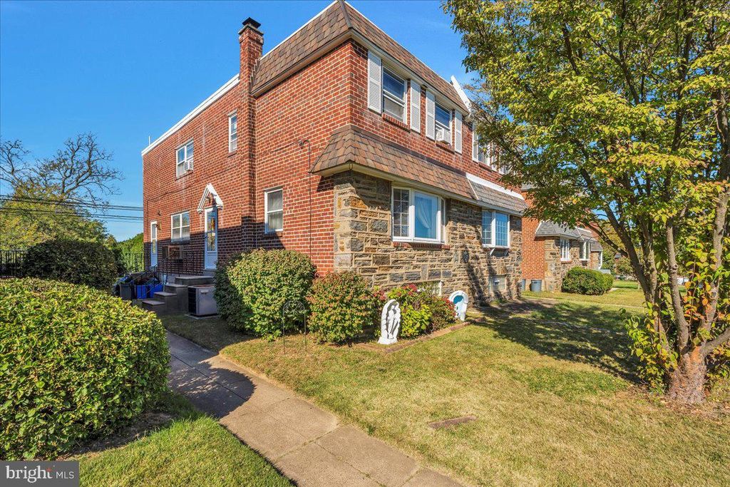 Photo of 7418 Revere Street, PHILADELPHIA, PA 19152 (MLS # PAPH2549234)