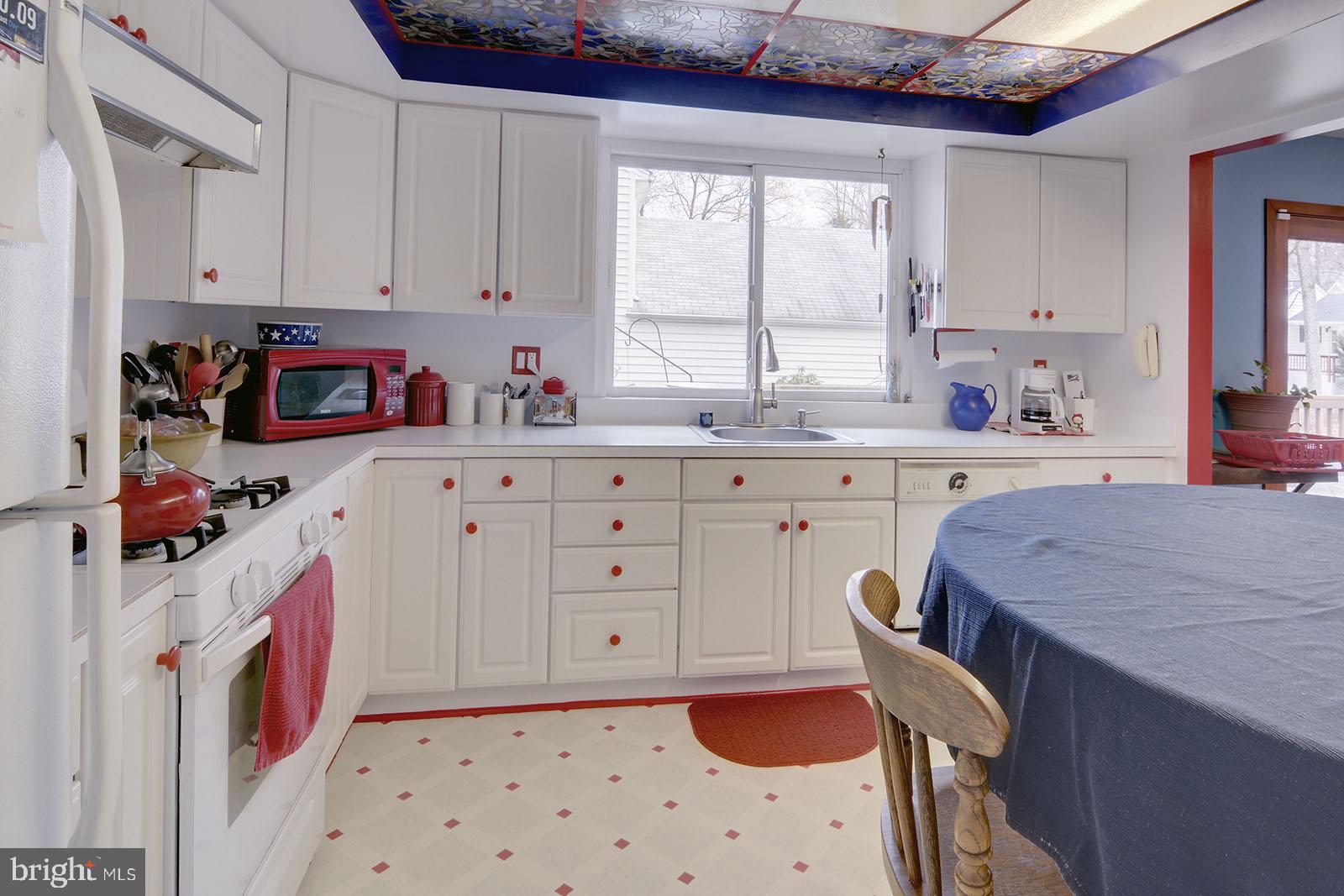 TYSONS WOODS - Residential