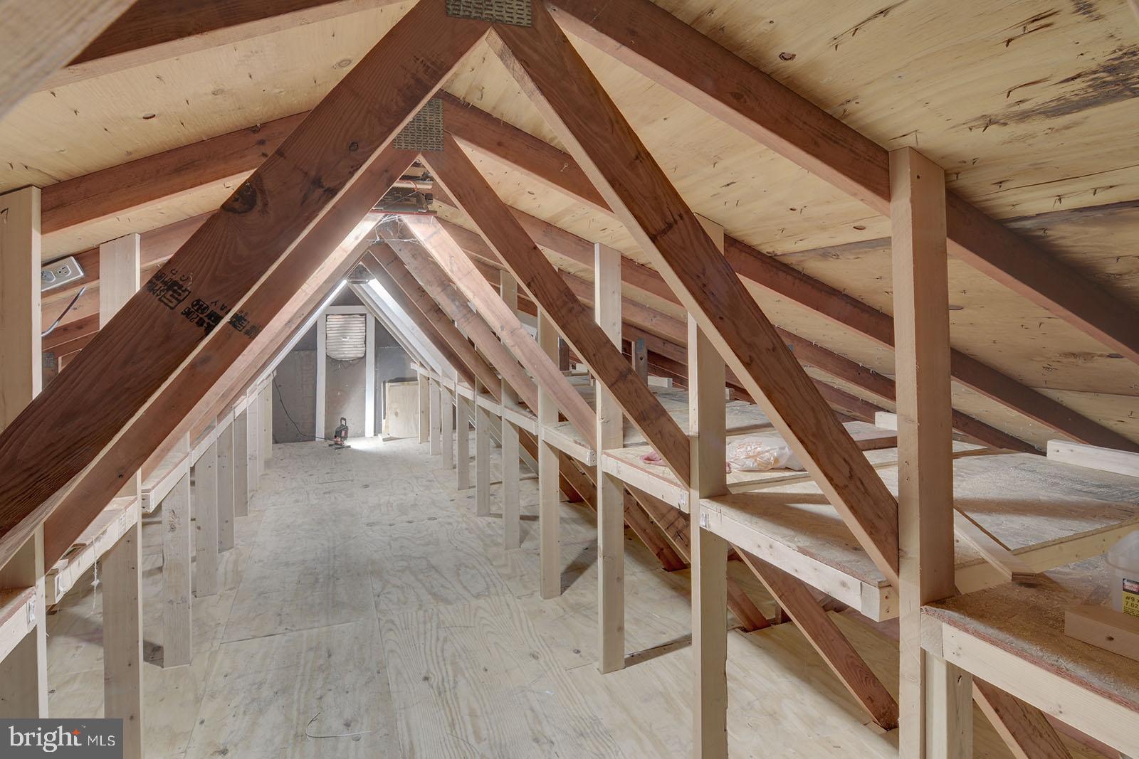 TYSONS WOODS - Residential