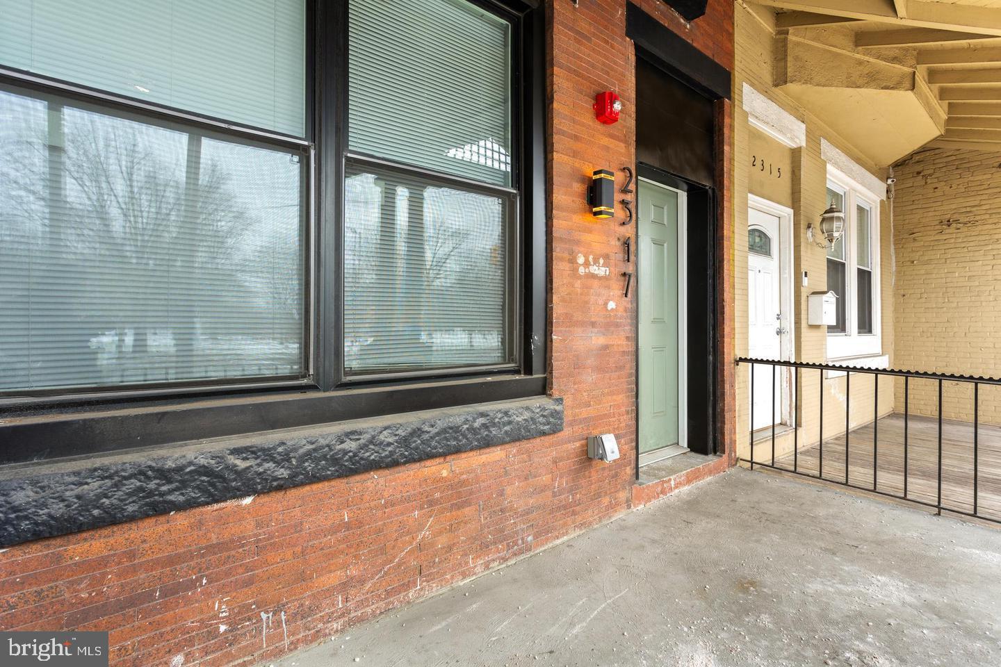 STRAWBERRY MANSION - Residential Income