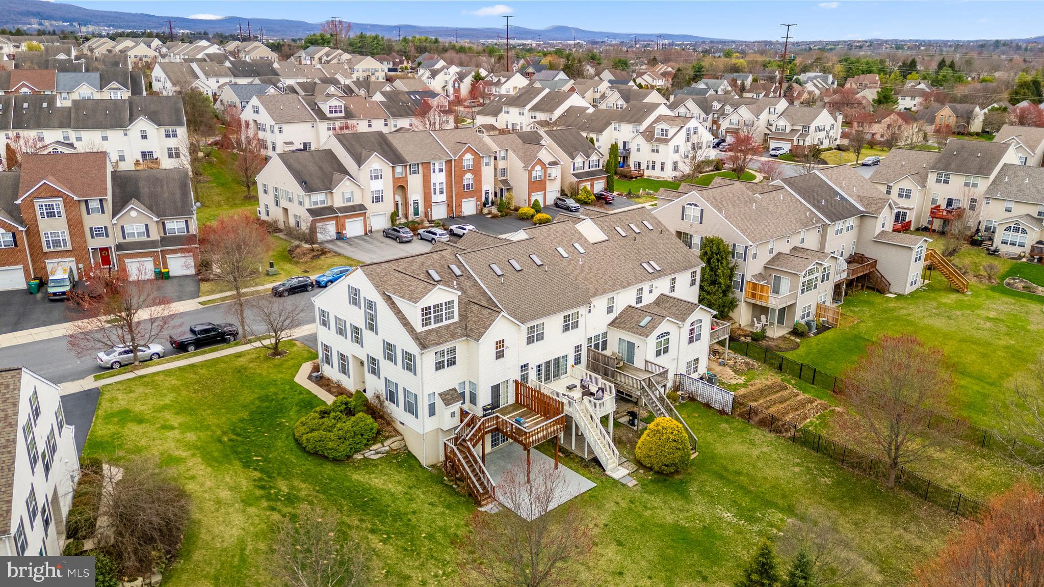 SPRING RIDGE CROSSIN - Residential