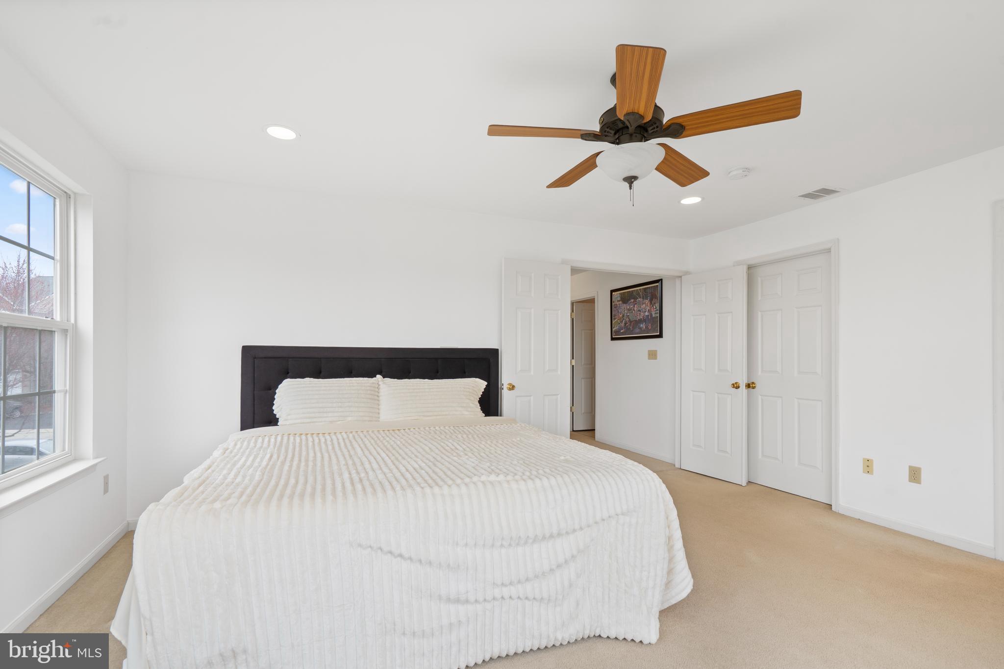 SPRING RIDGE CROSSIN - Residential