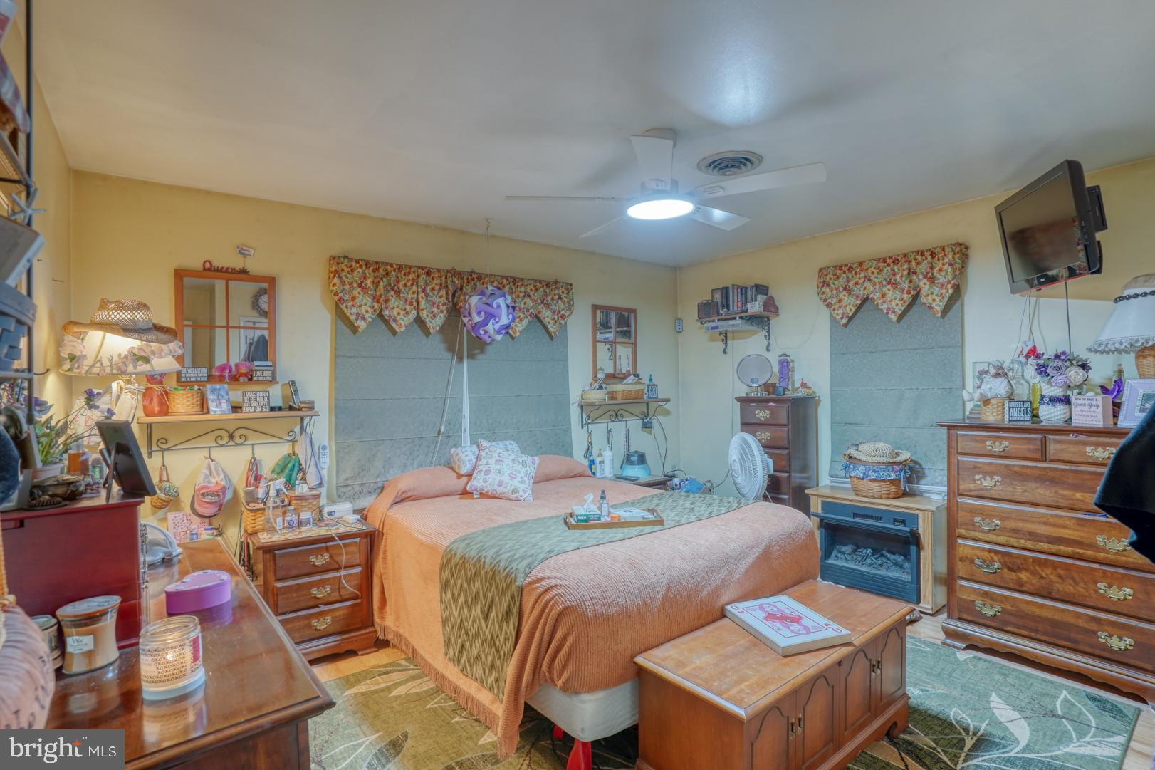 DENTON AREA - Residential