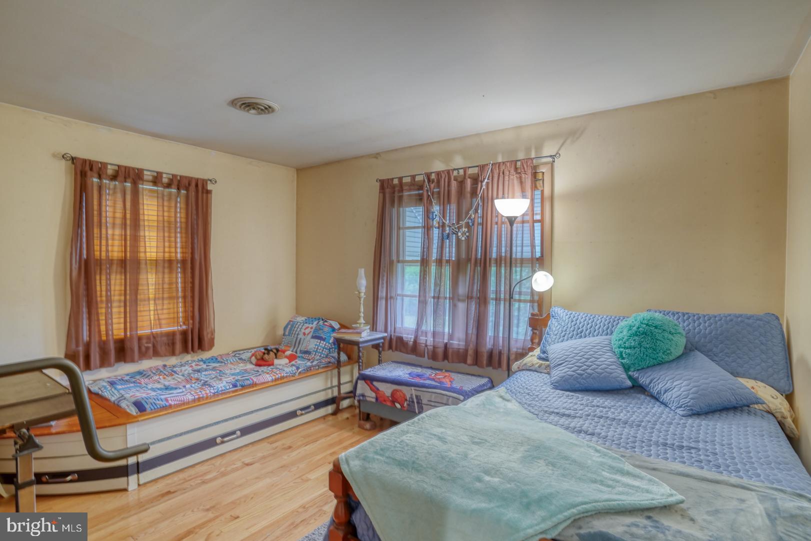 DENTON AREA - Residential