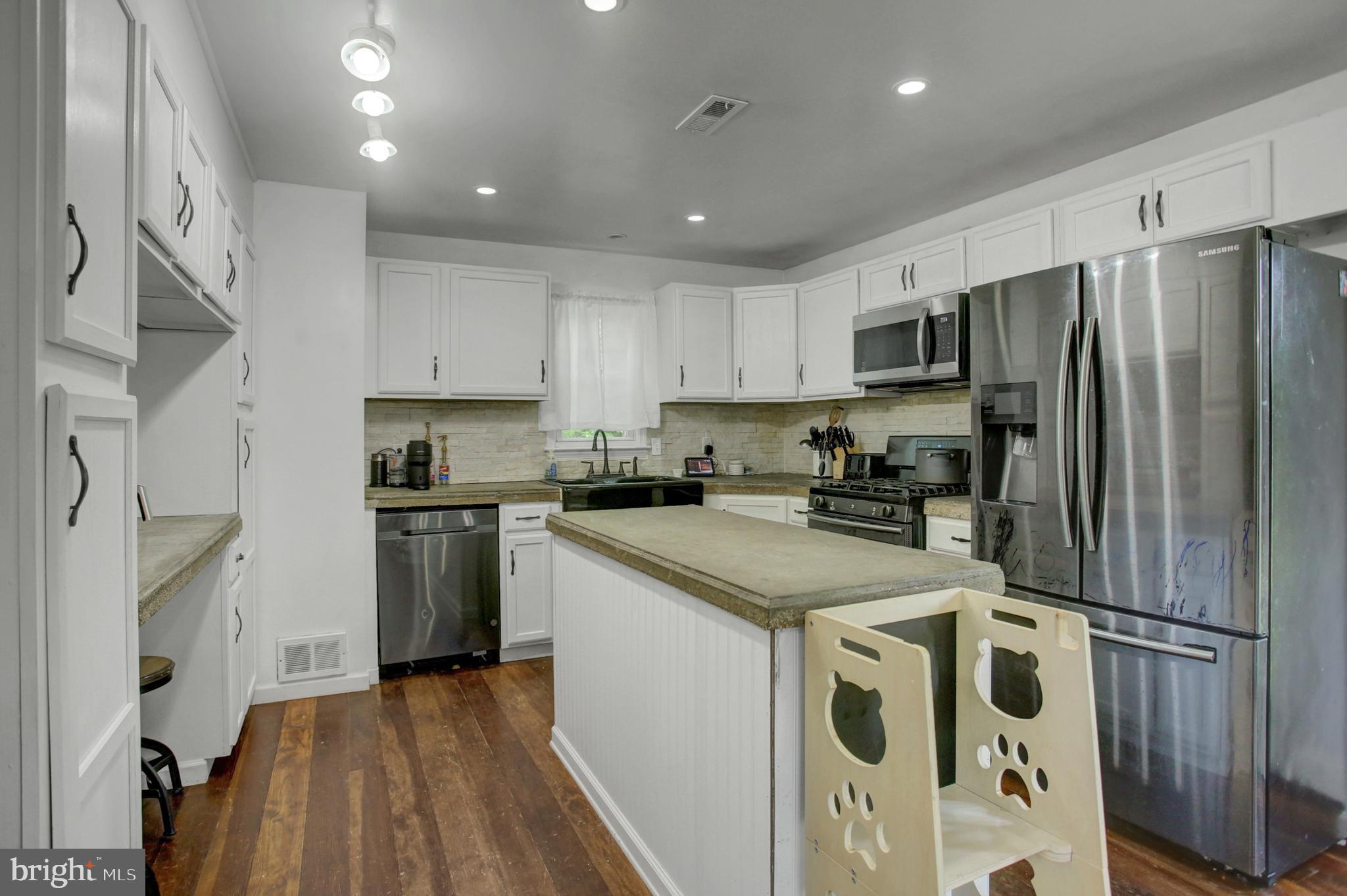 MERCERSBURG BOROUGH - Residential