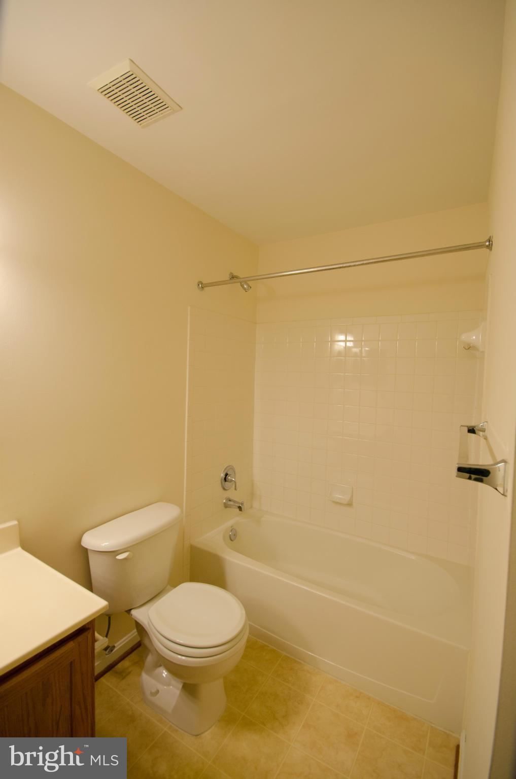 SOUTH RIDING - Residential Lease