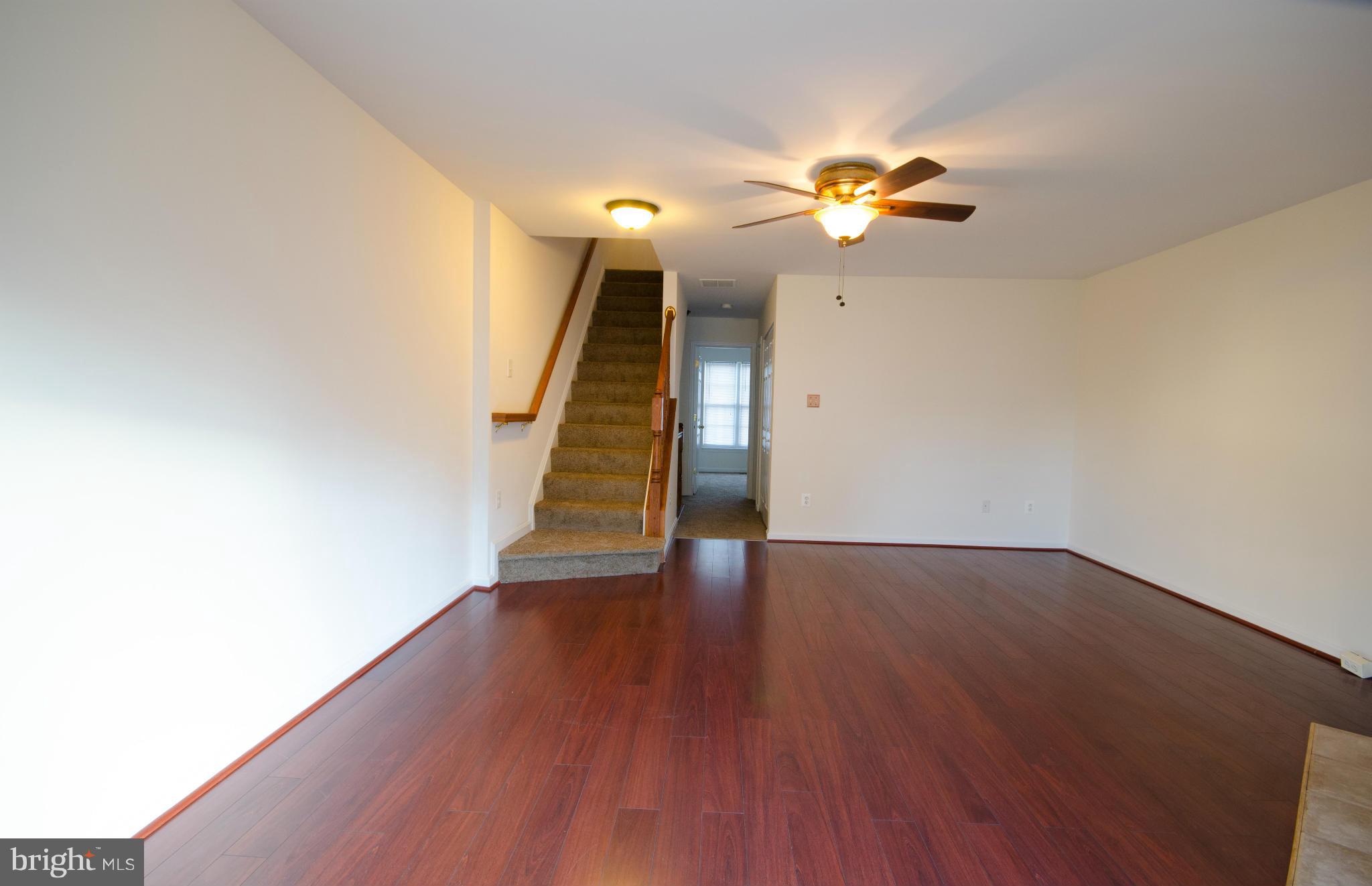 SOUTH RIDING - Residential Lease