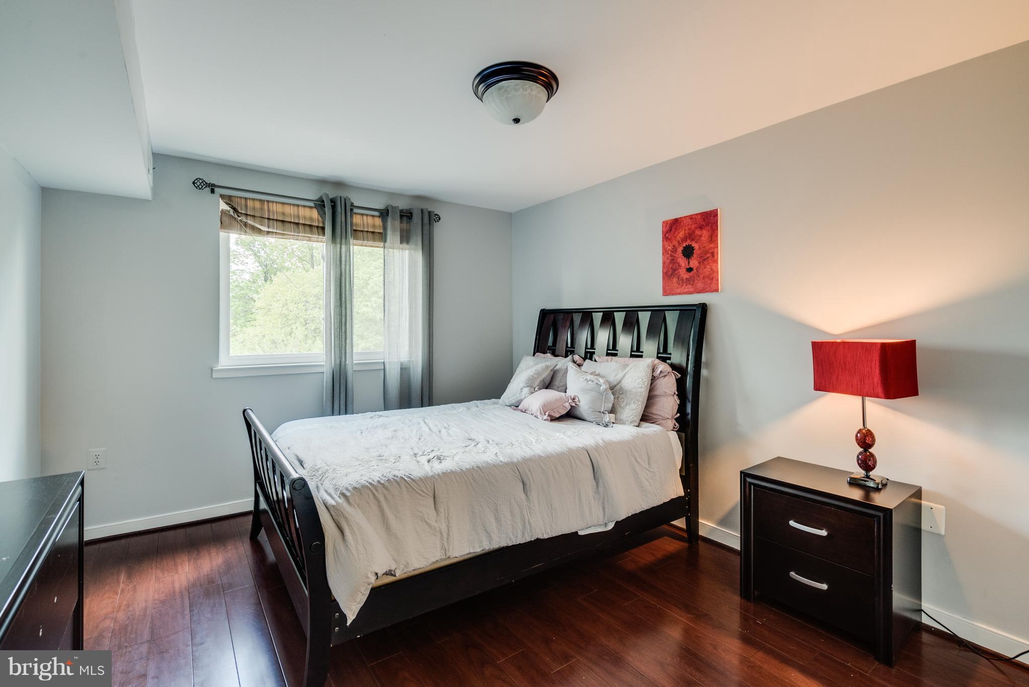 ALEXANDRIA OVERLOOK - Residential