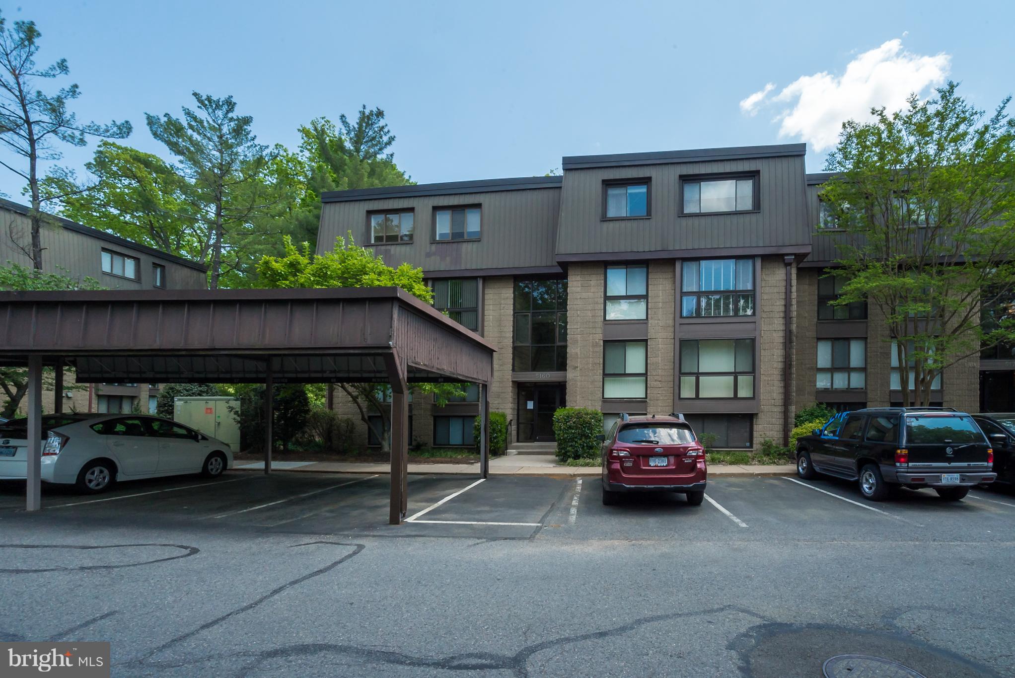 ALEXANDRIA OVERLOOK - Residential