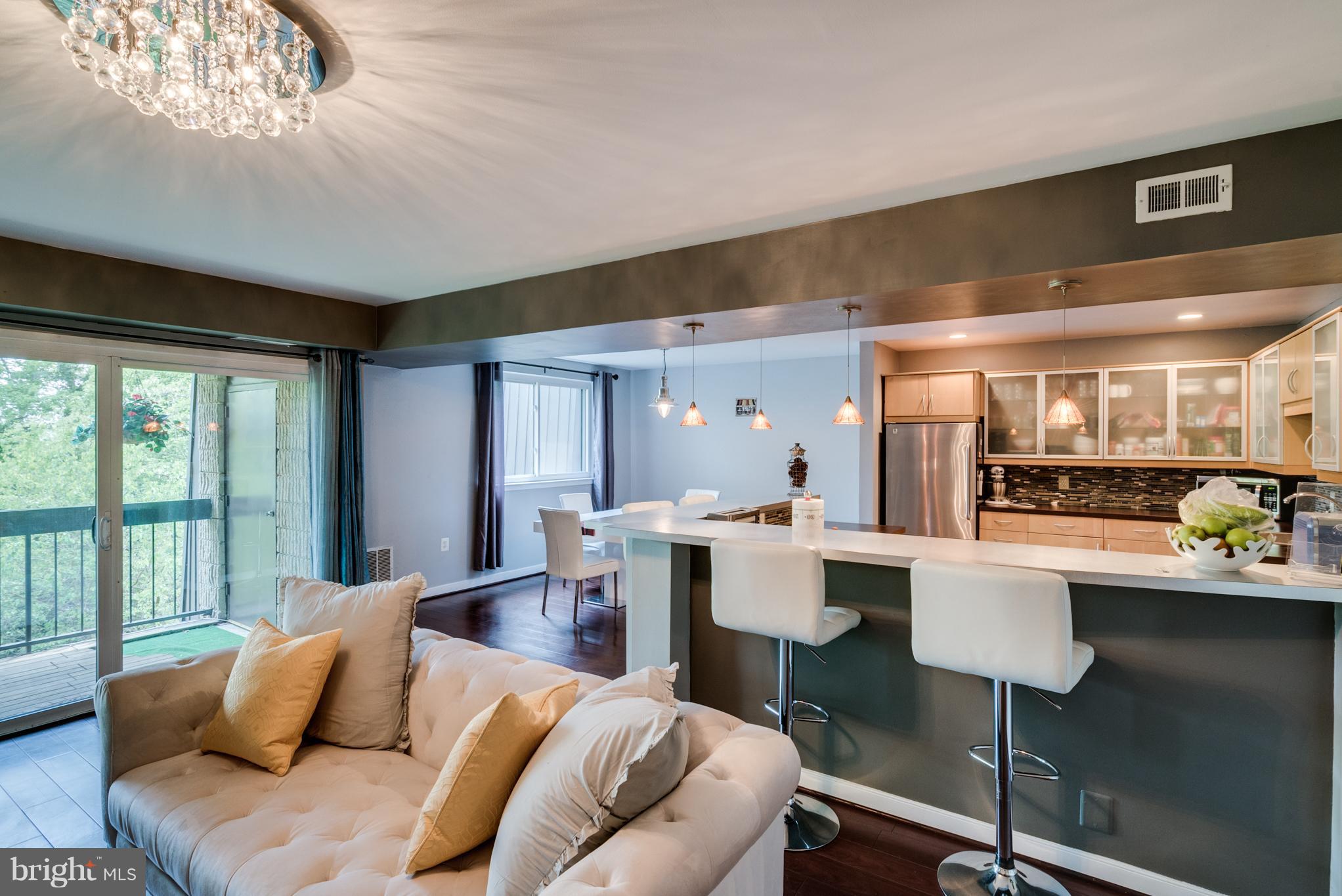 ALEXANDRIA OVERLOOK - Residential