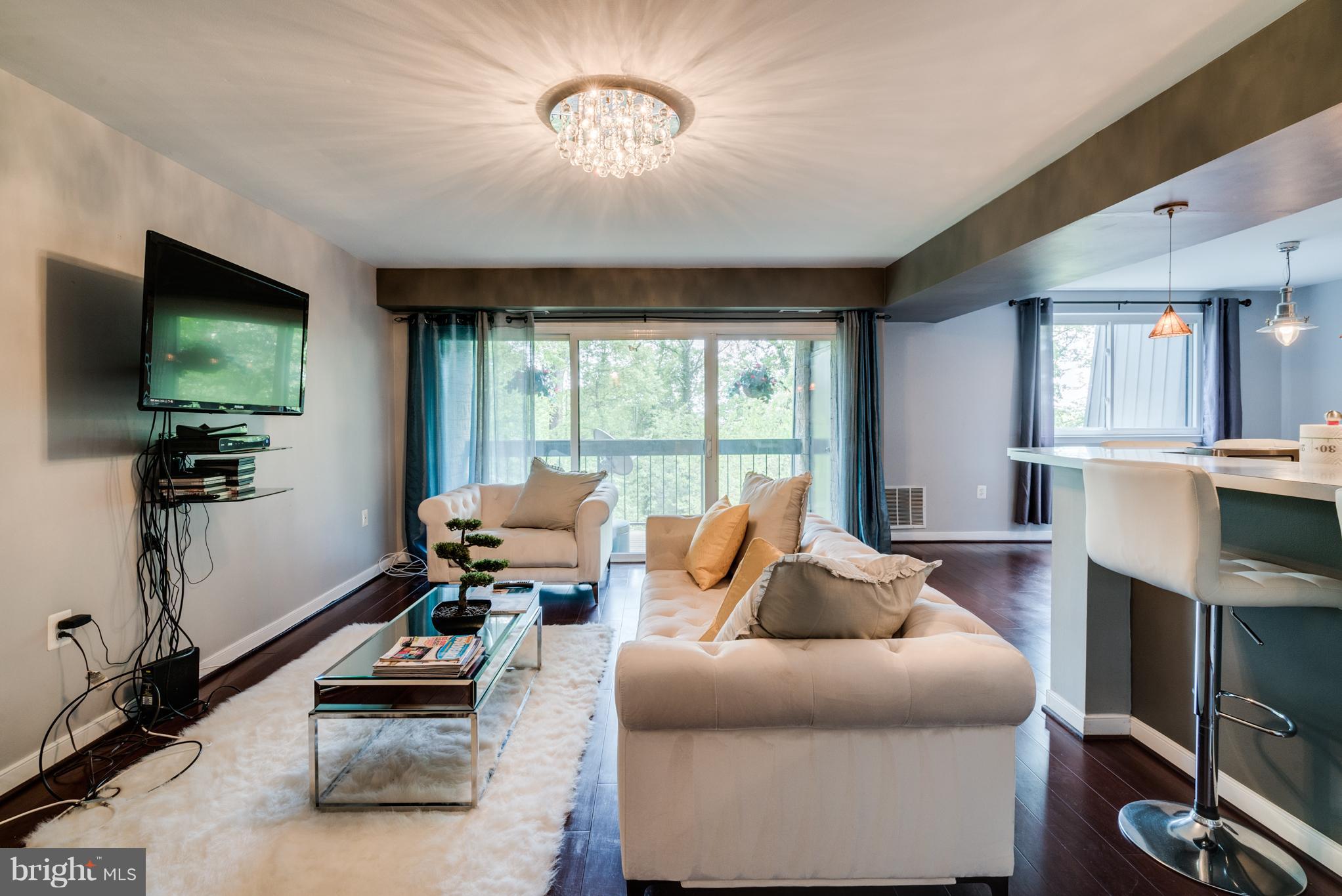 ALEXANDRIA OVERLOOK - Residential