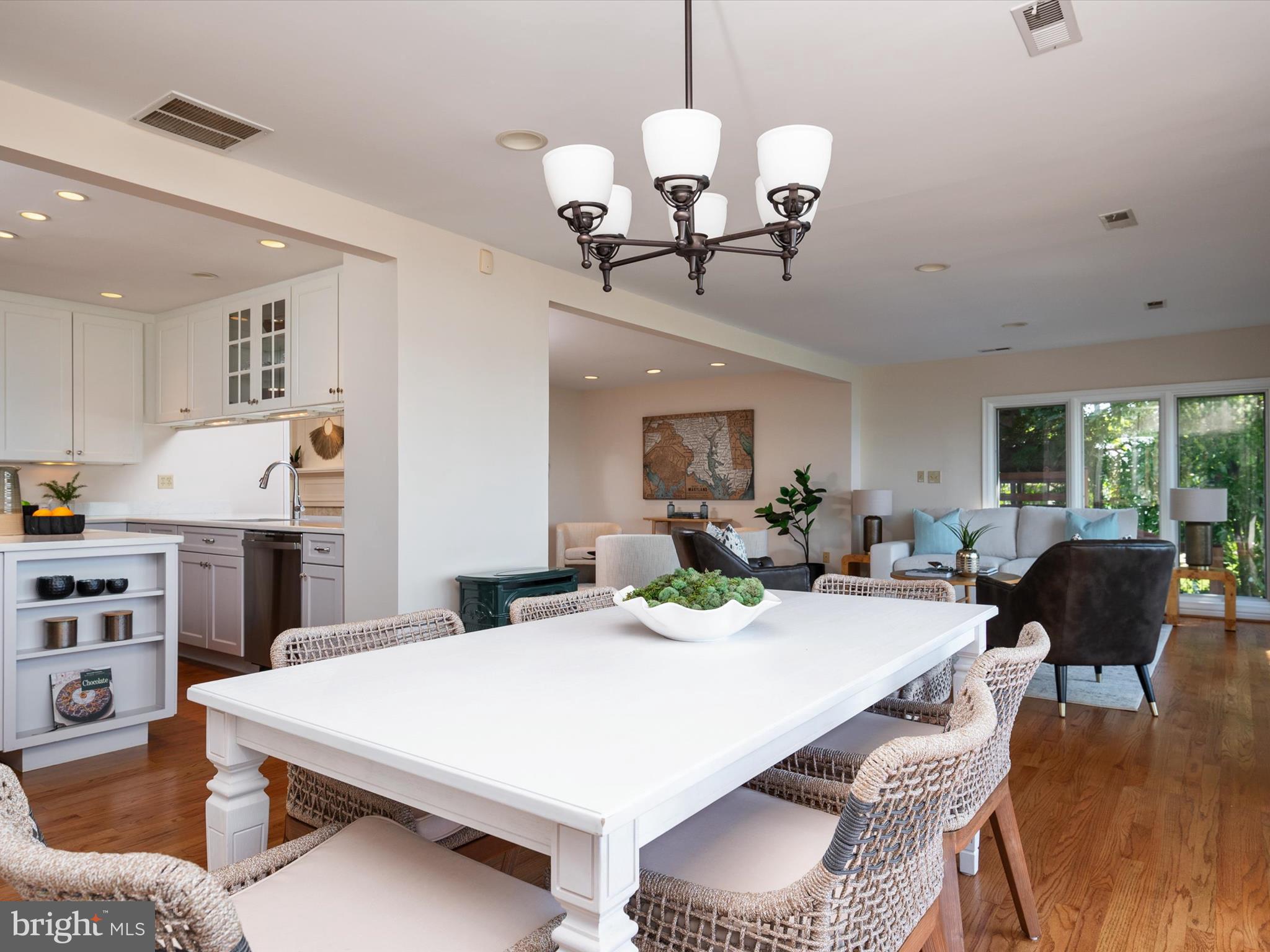 HILLSMERE ESTATES - Residential