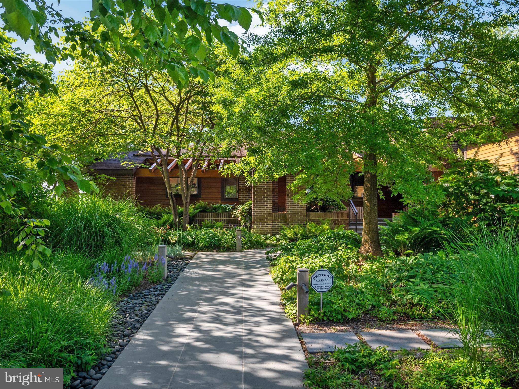 HILLSMERE ESTATES - Residential