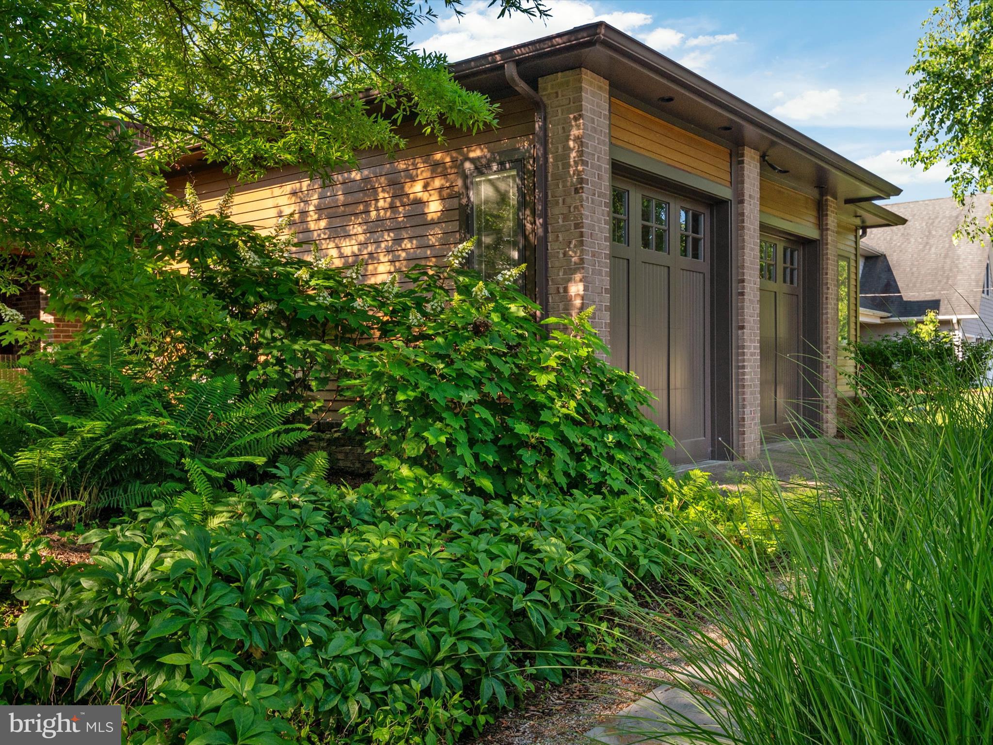 HILLSMERE ESTATES - Residential