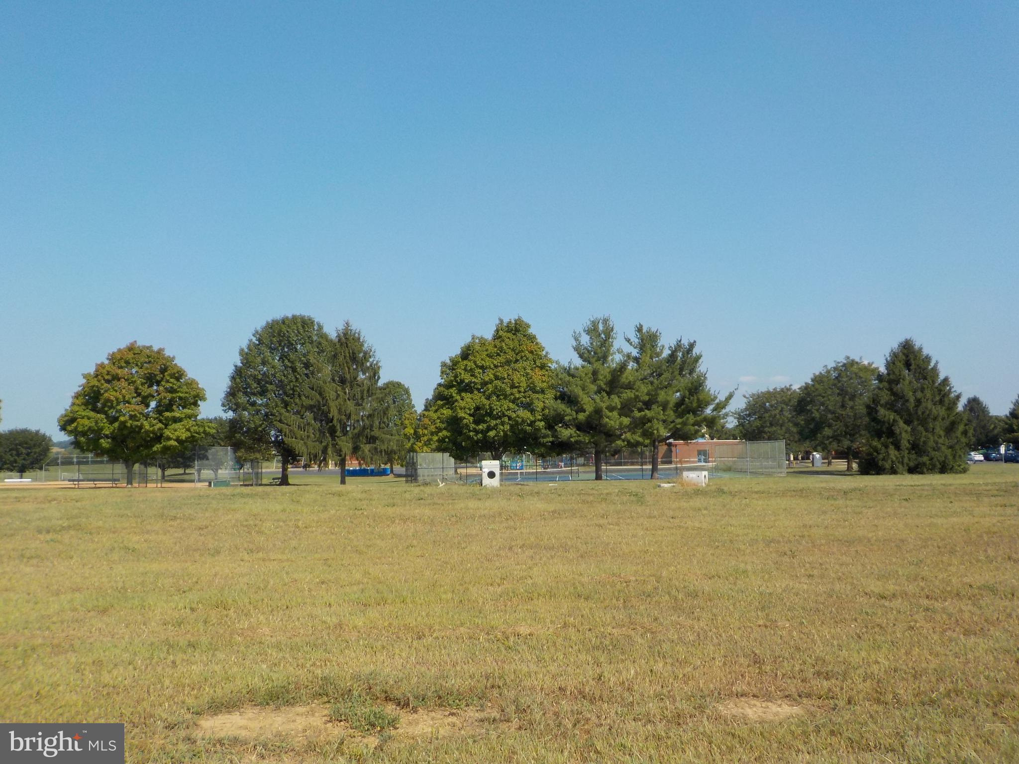 513 NORTHAMPTON DRIVE