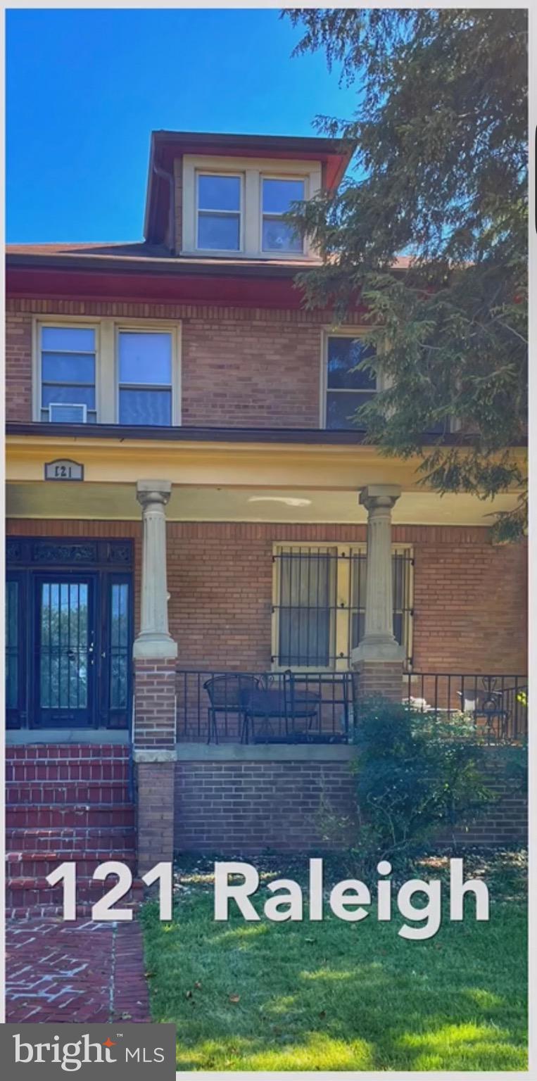 121 RALEIGH STREET SE