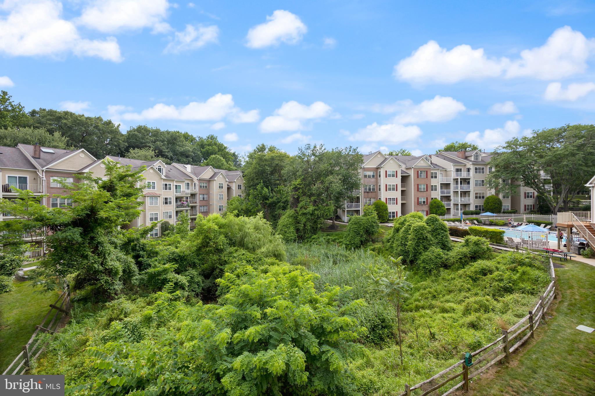 FALLS GABLE - Residential