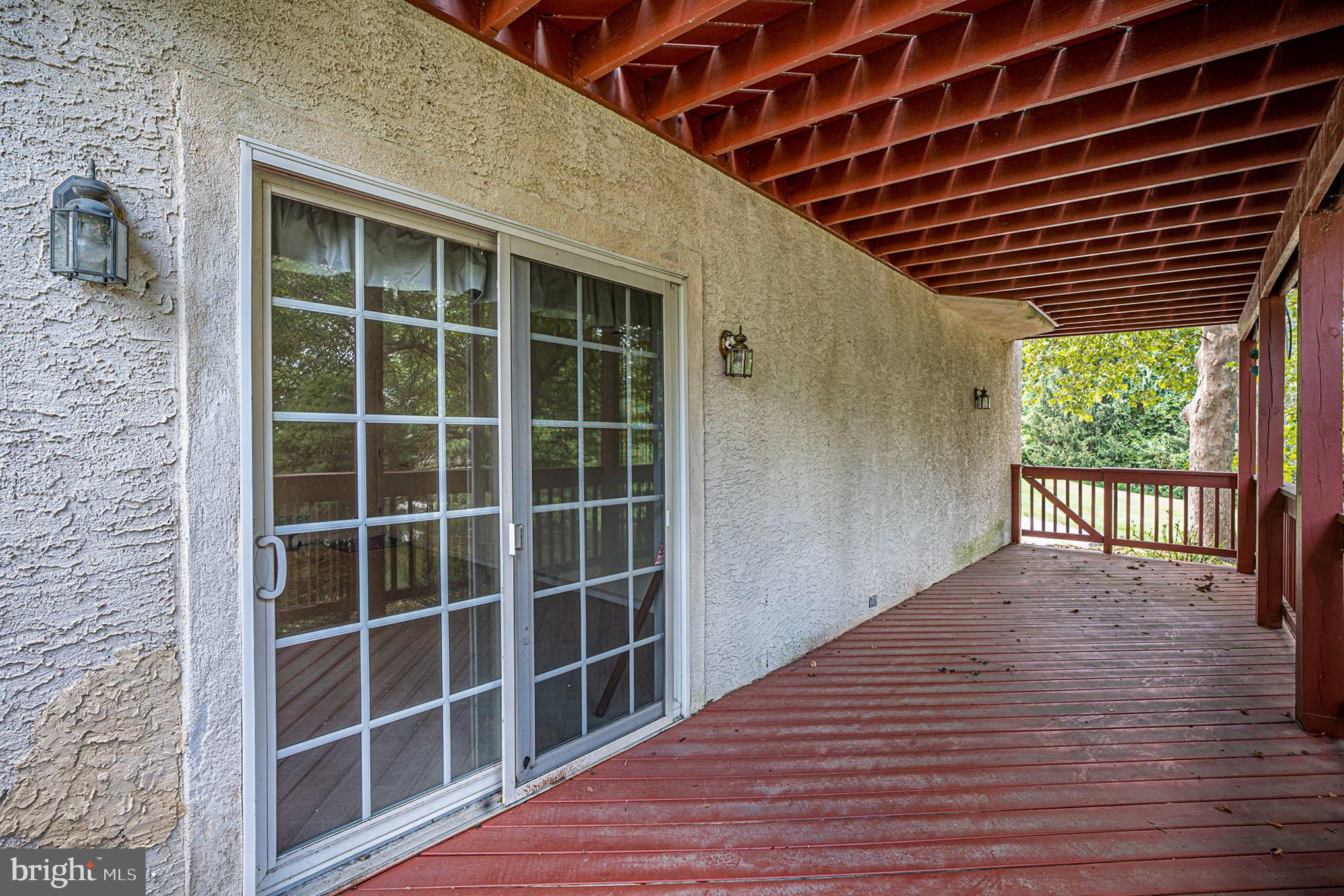 MERION HILL - Residential