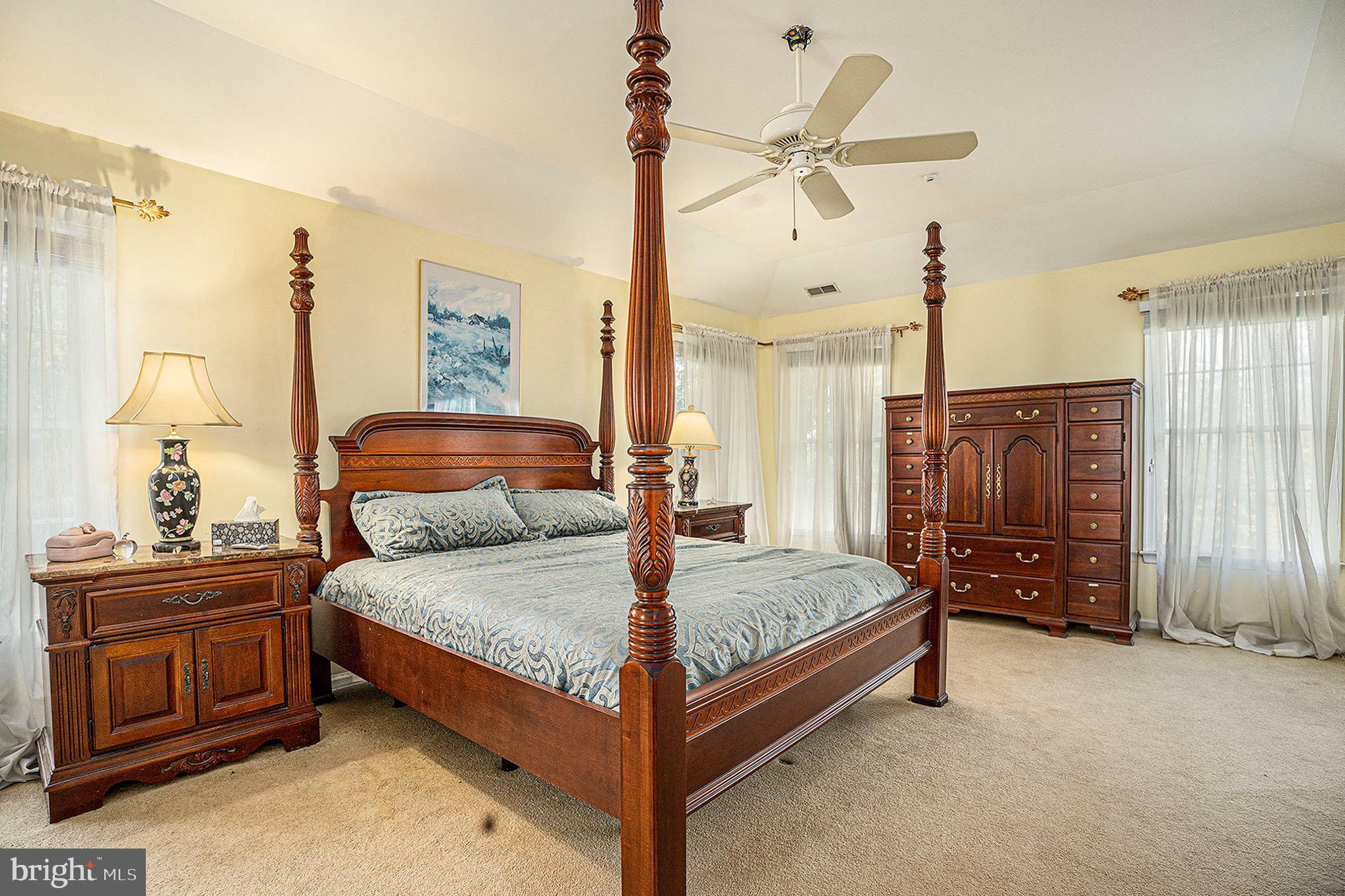 MERION HILL - Residential