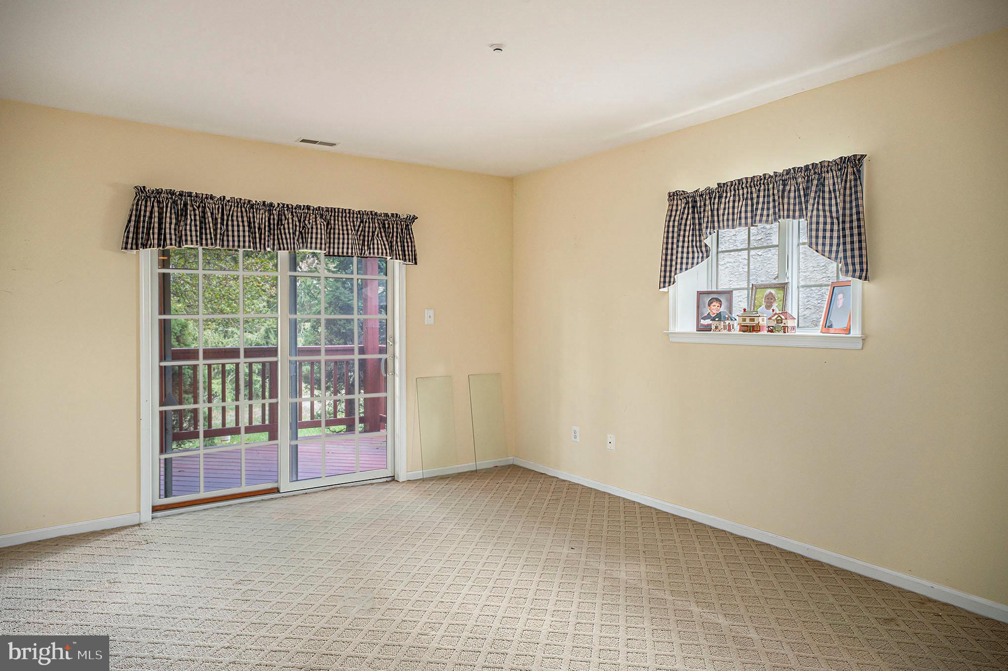 MERION HILL - Residential