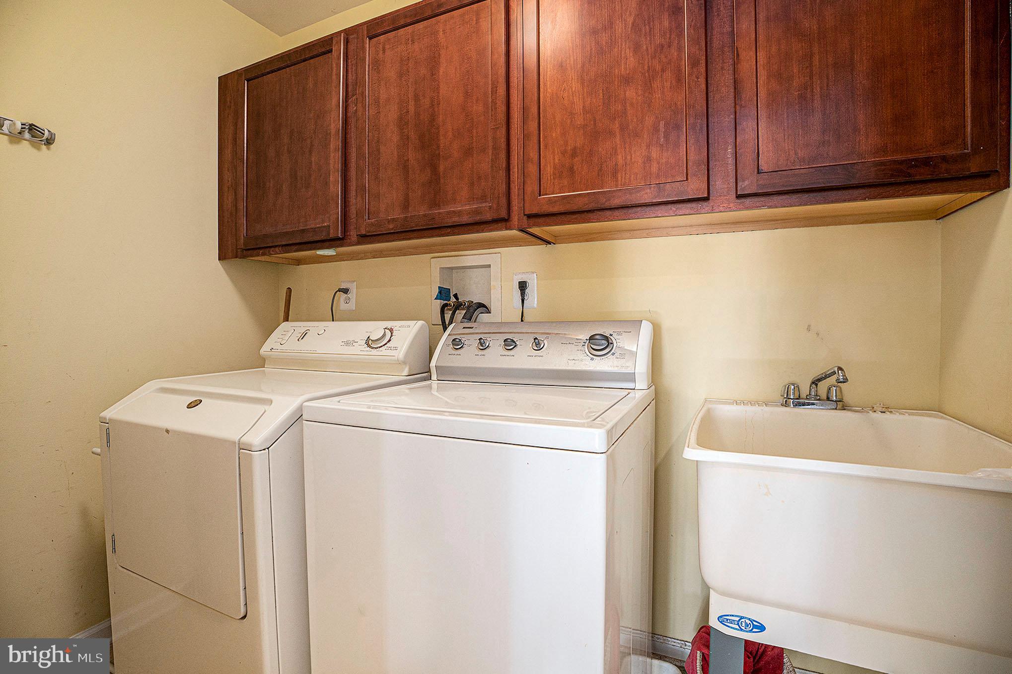 MERION HILL - Residential