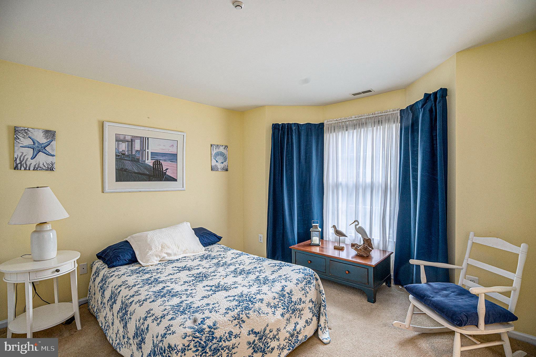 MERION HILL - Residential