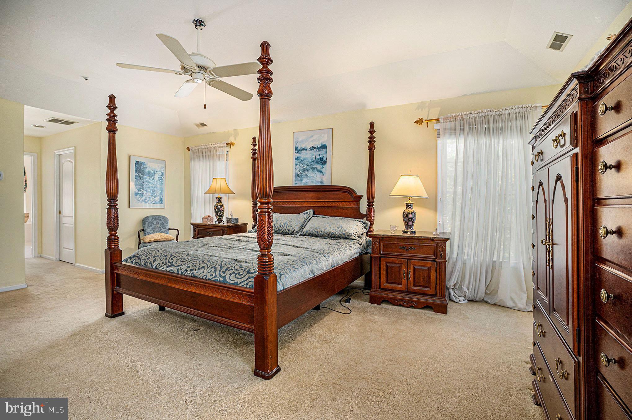 MERION HILL - Residential