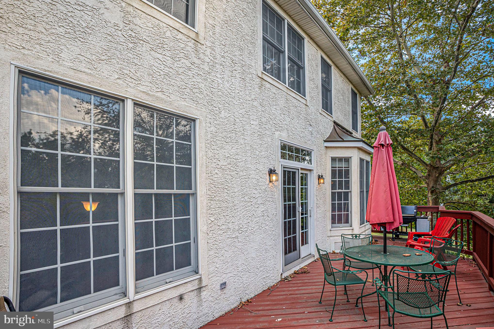 MERION HILL - Residential