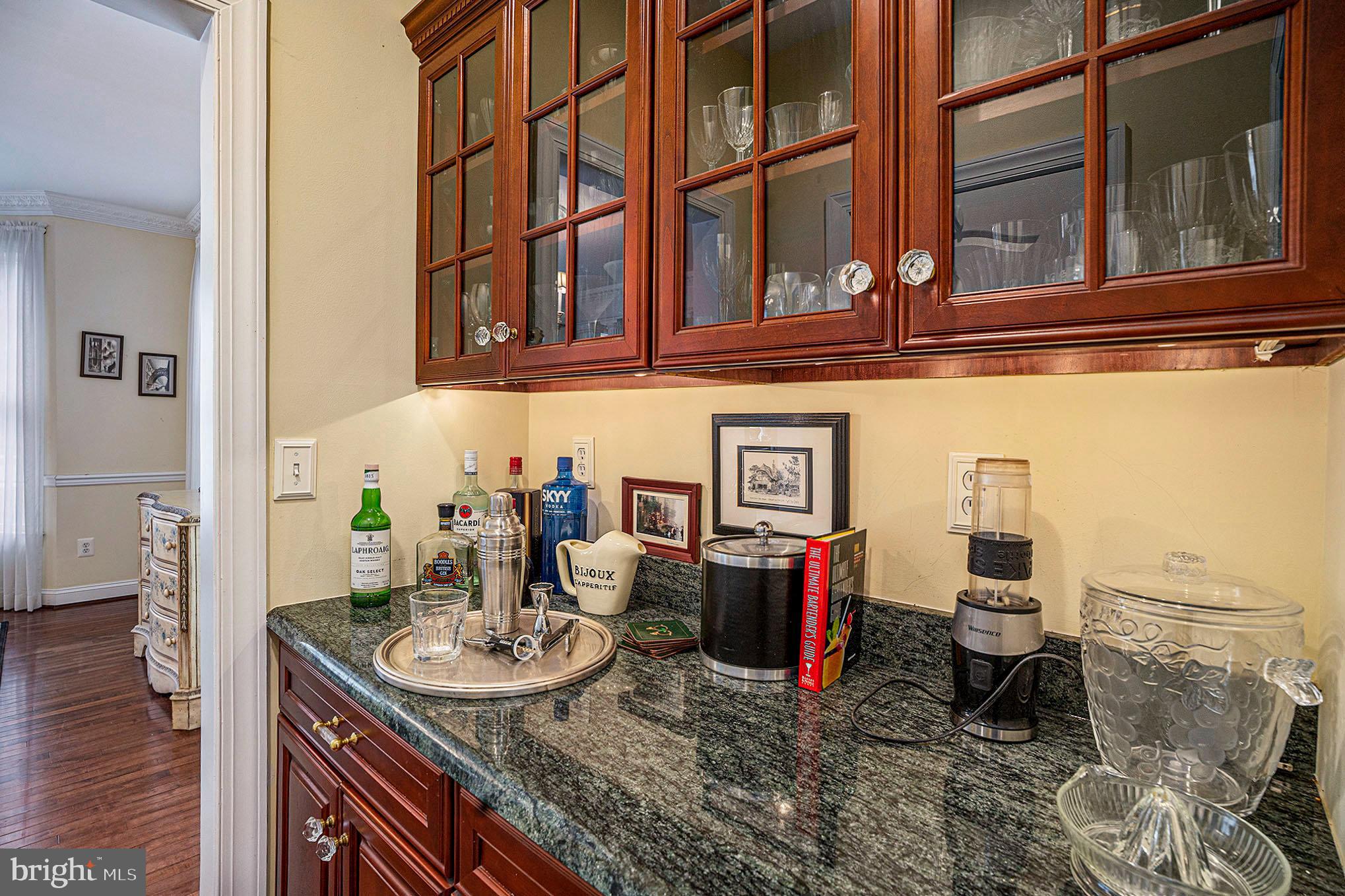 MERION HILL - Residential