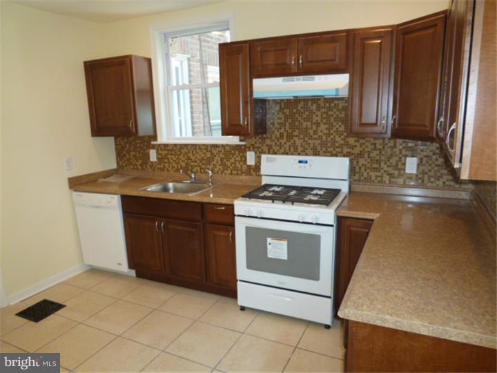 WALNUT HILL - Residential