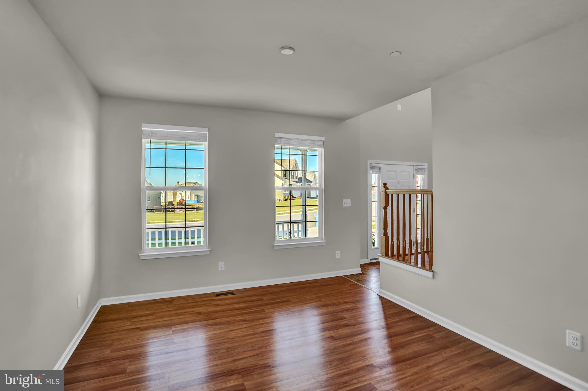 MEADOWBROOK - Residential