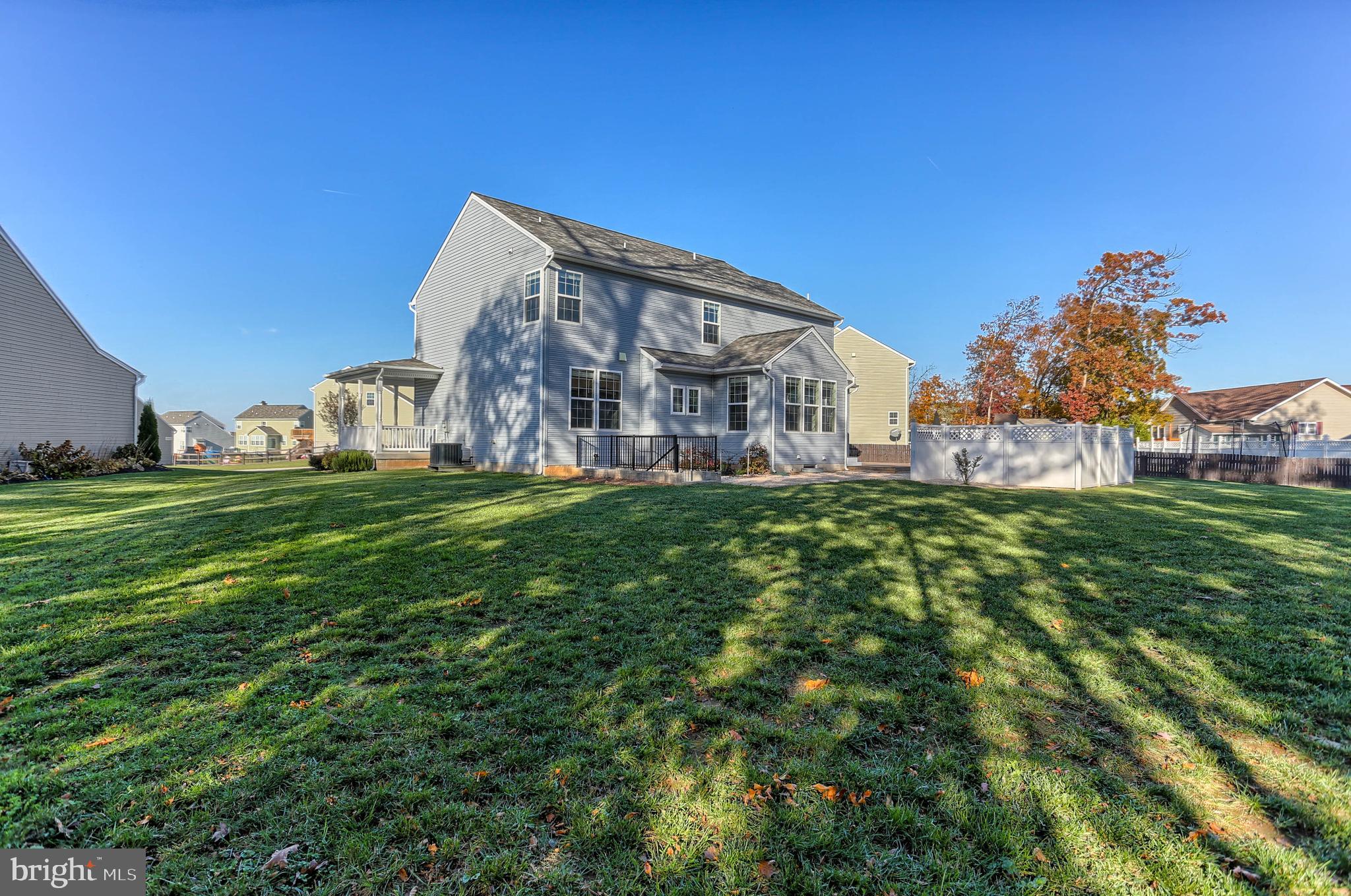 MEADOWBROOK - Residential